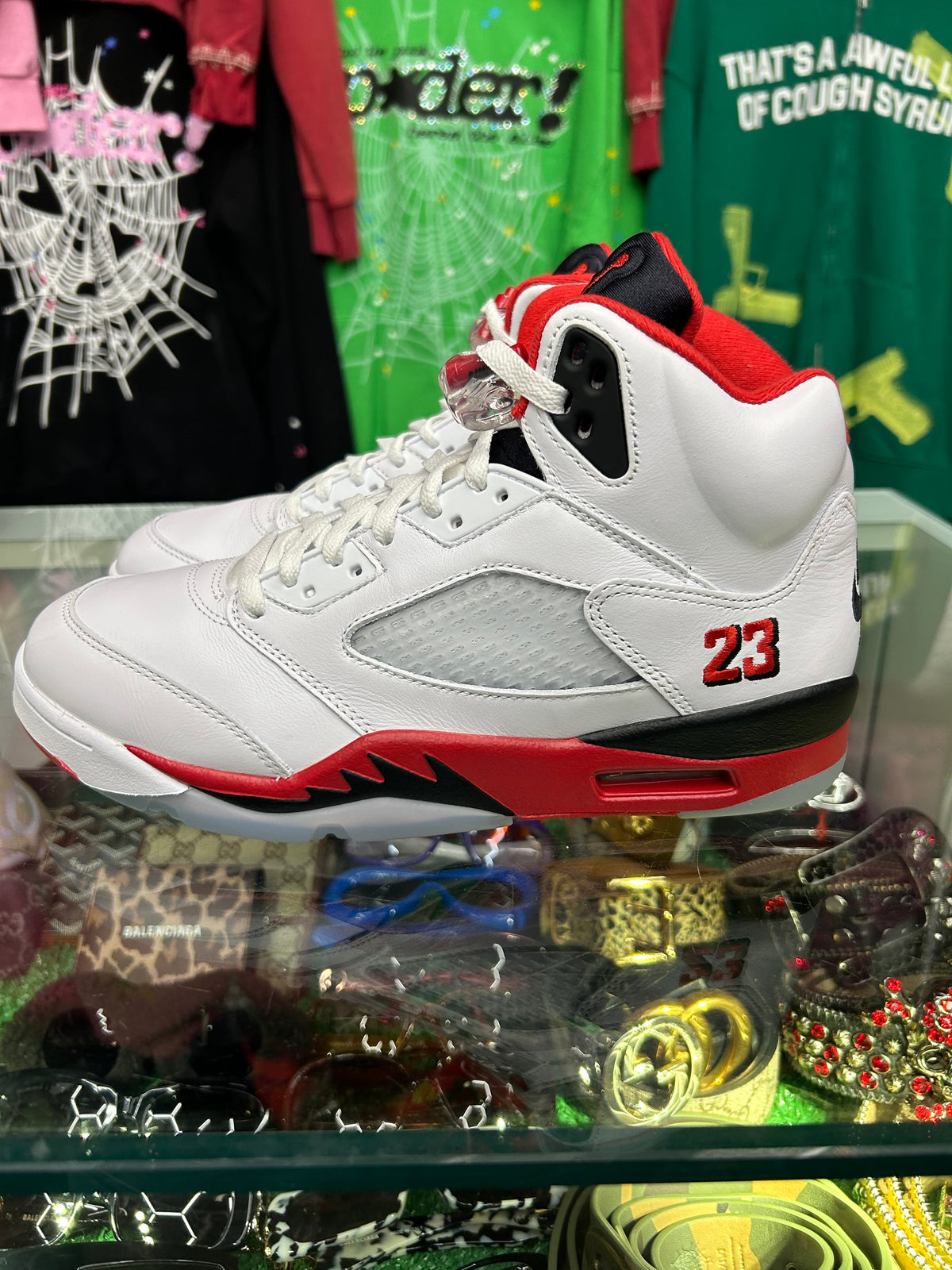 JORDAN 5 FIRE RED (PRE-OWNED)