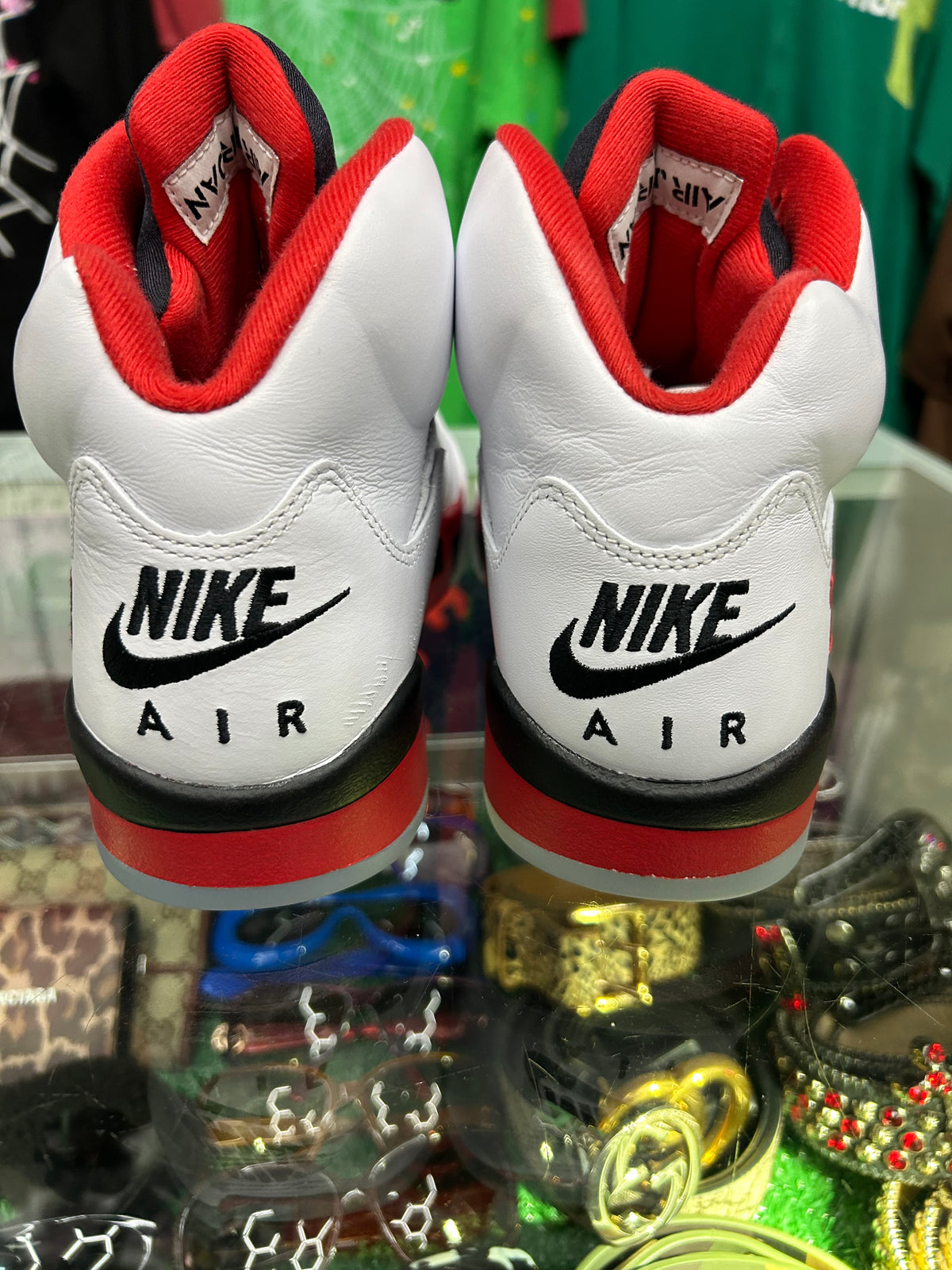 JORDAN 5 FIRE RED (PRE-OWNED)