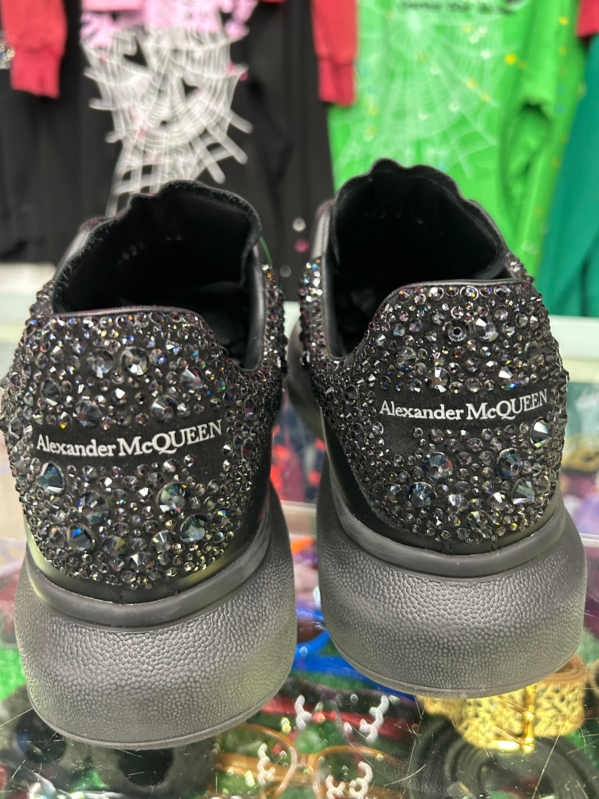 ALEXANDER MCQUEEN OVERSIZED “BLACK” (PRE-OWNED W/ BOX)
