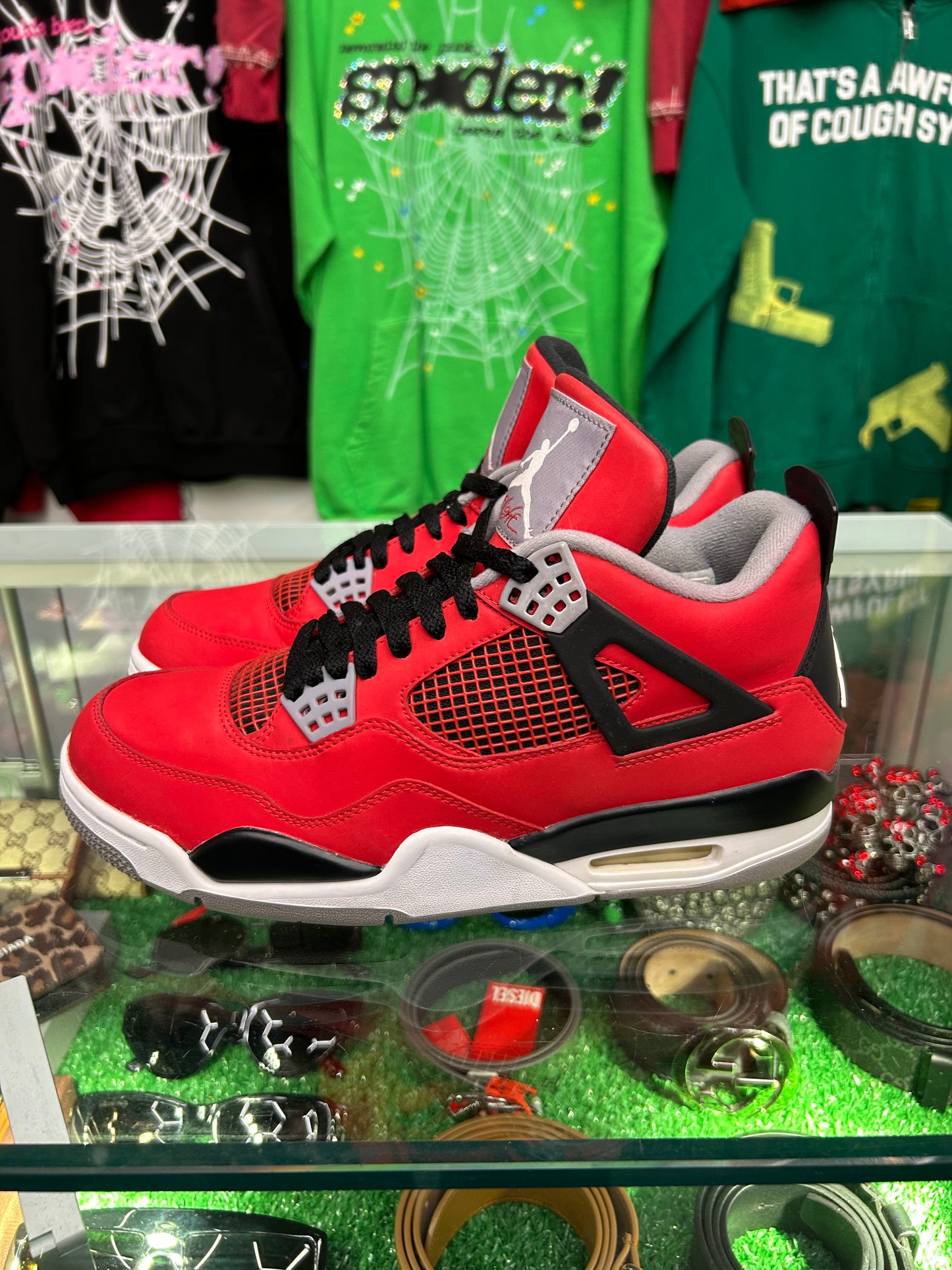 JORDAN 4 TORO BRAVO (PRE-OWNED W/ BOX)