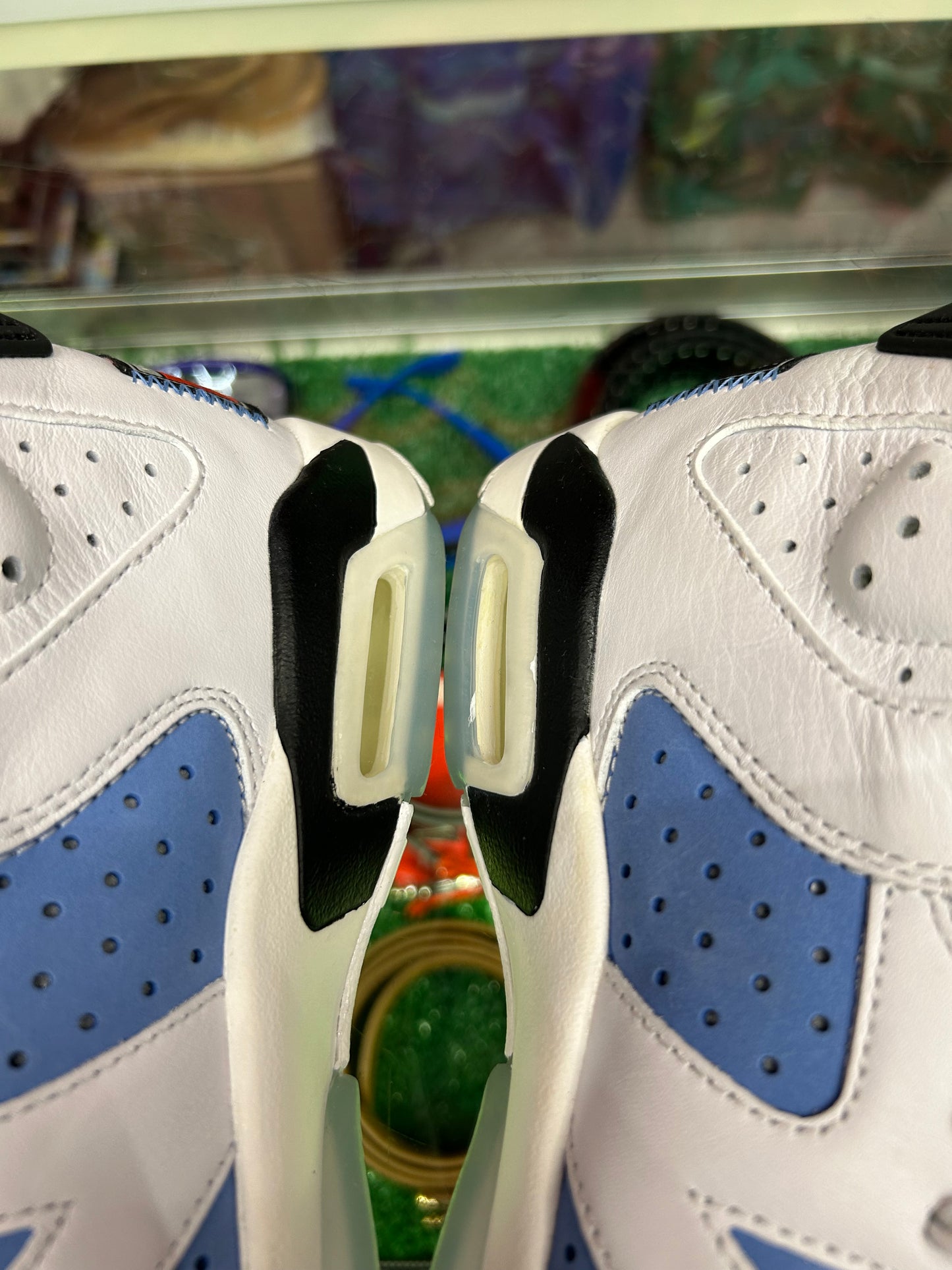 JORDAN 6 UNC (PRE-OWNED W/ BOX)