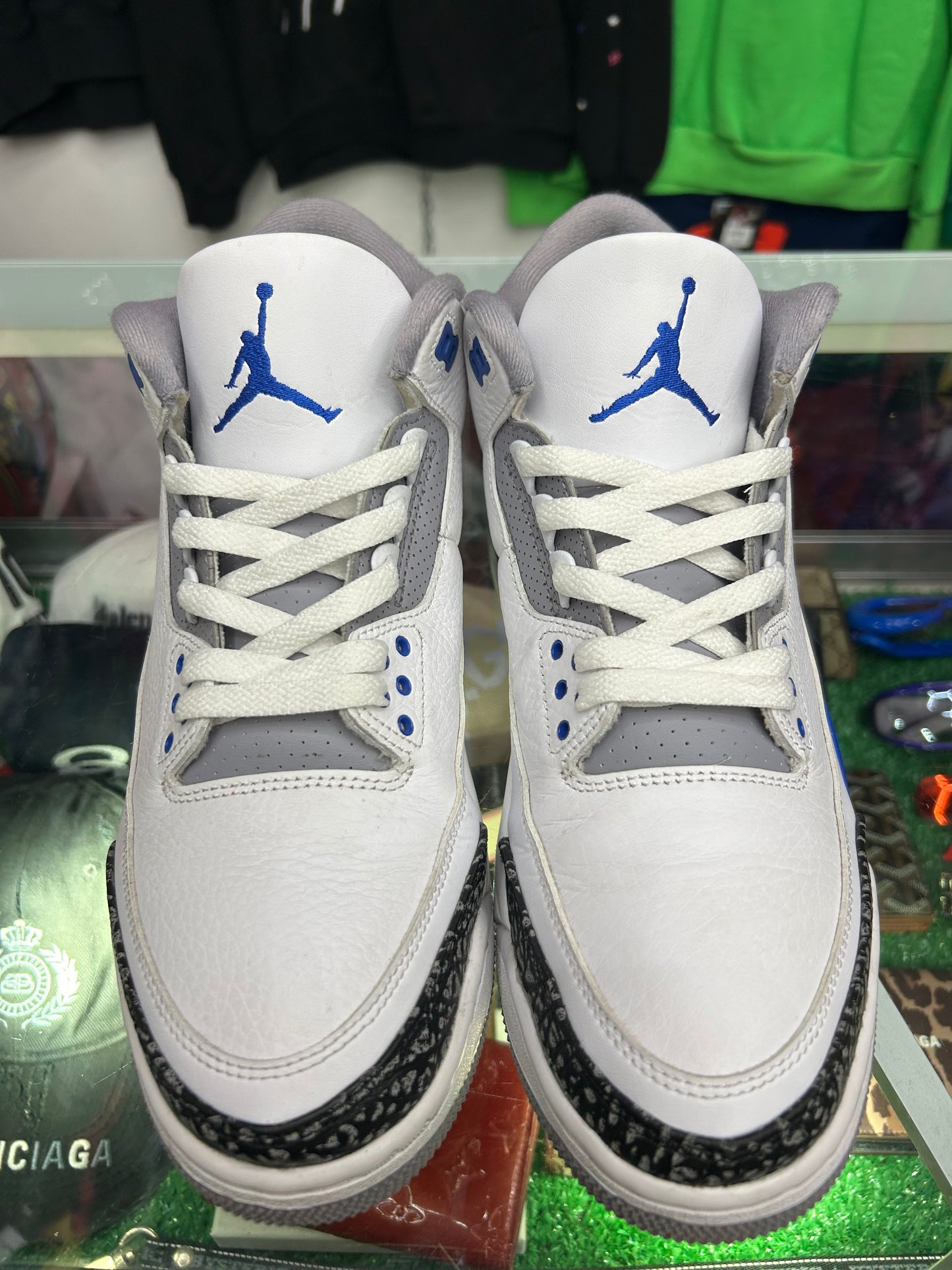 JORDAN 3 RACER BLUE (PRE-OWNED W/ BOX)