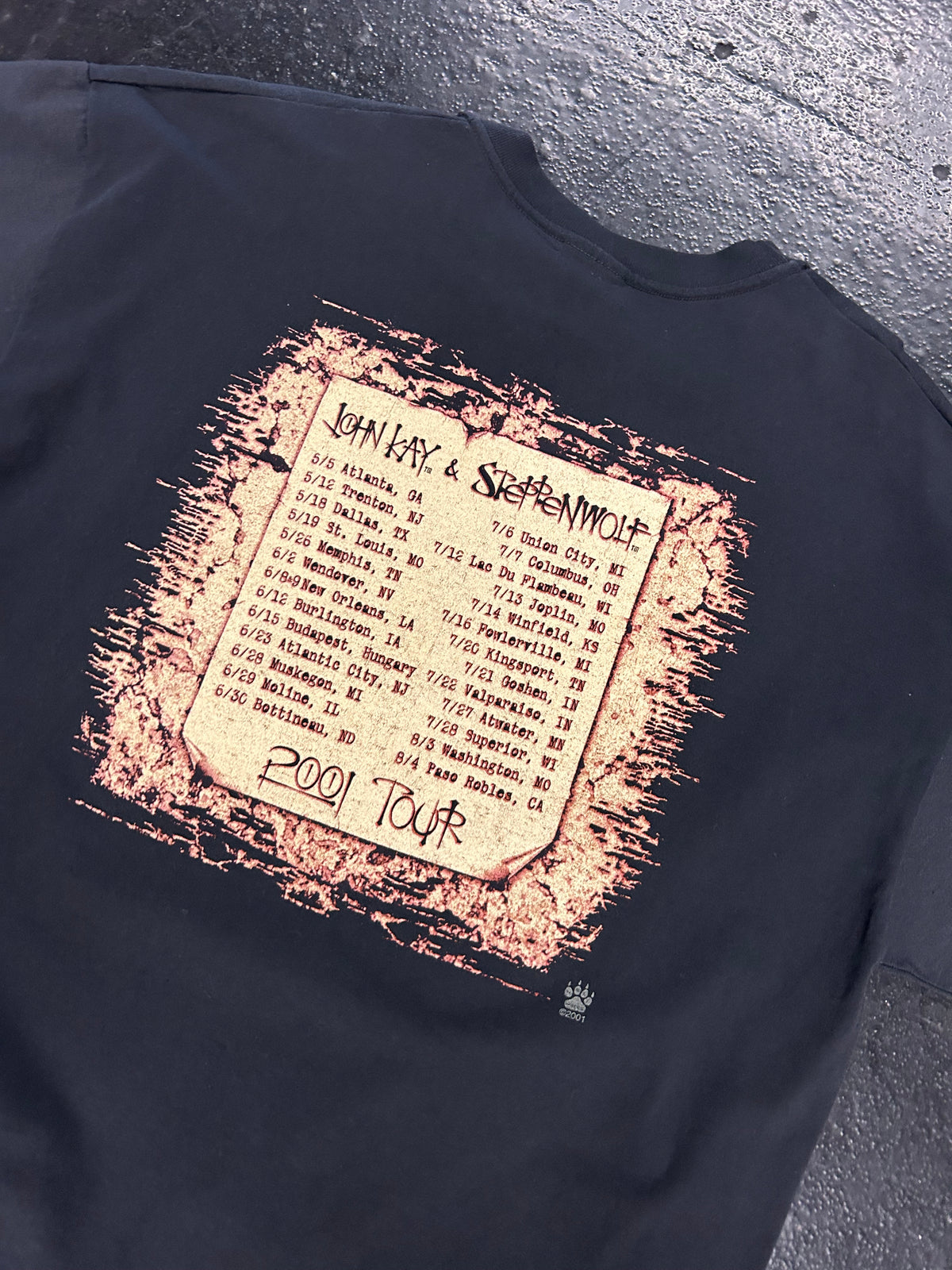 JOHN KAY & STEPPENWOLF 2001 TOUR BLACK TEE