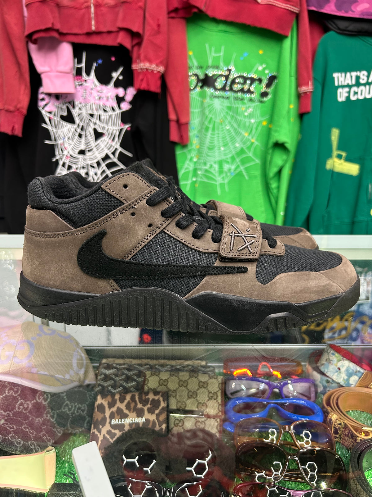 TRAVIS SCOTT JUMPMAN JACKS (PRE-OWNED W/ BOX)