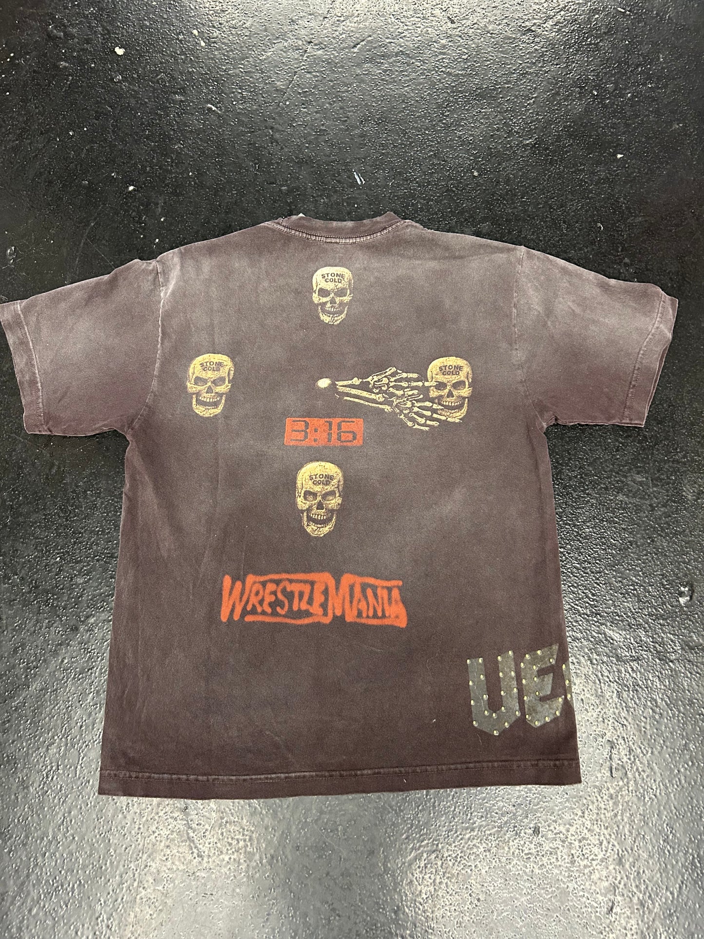 TRAVIS SCOTT WWE NO BYSTANDERS BROWN TEE (PRE-OWNED)