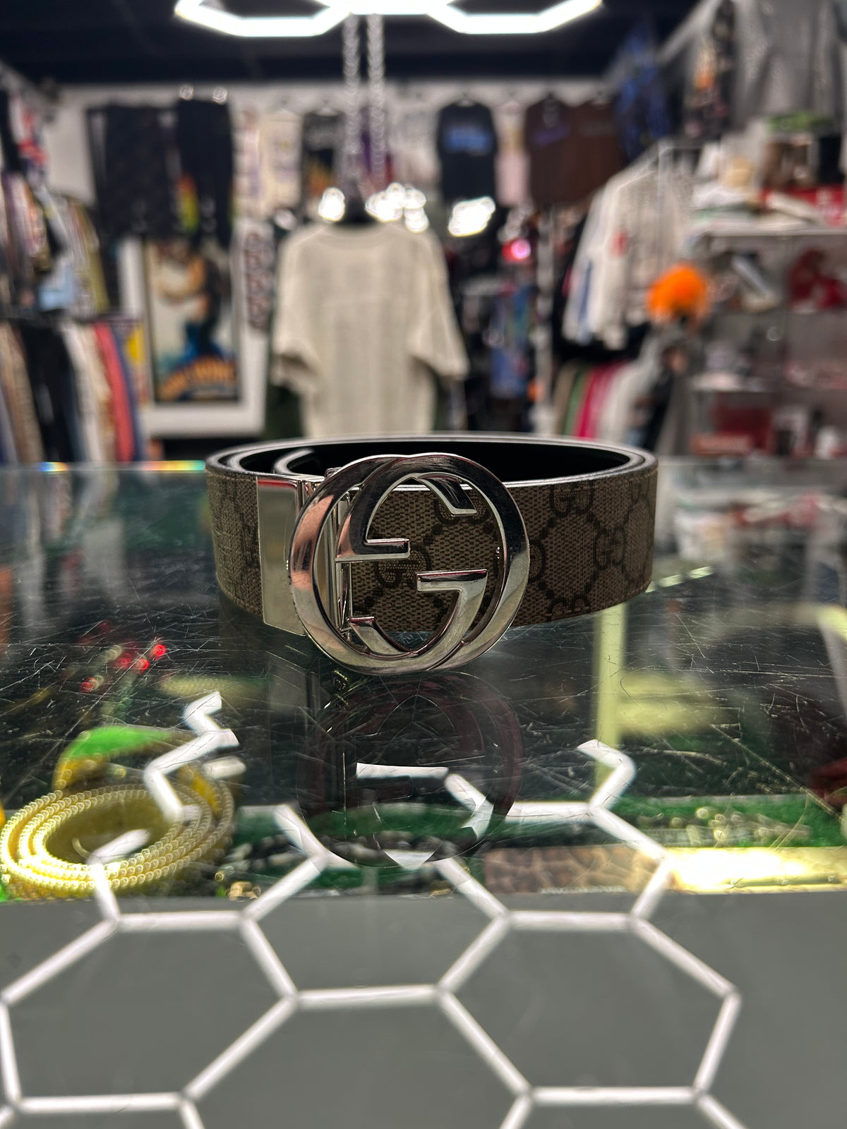GUCCI MONOGRAM BELT (FITS LIKE A “30)(PRE-OWNED)