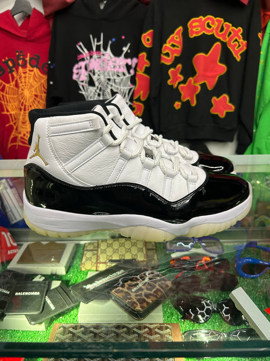 JORDAN 11 GRATITUDES (PRE-OWNED W/ BOX)