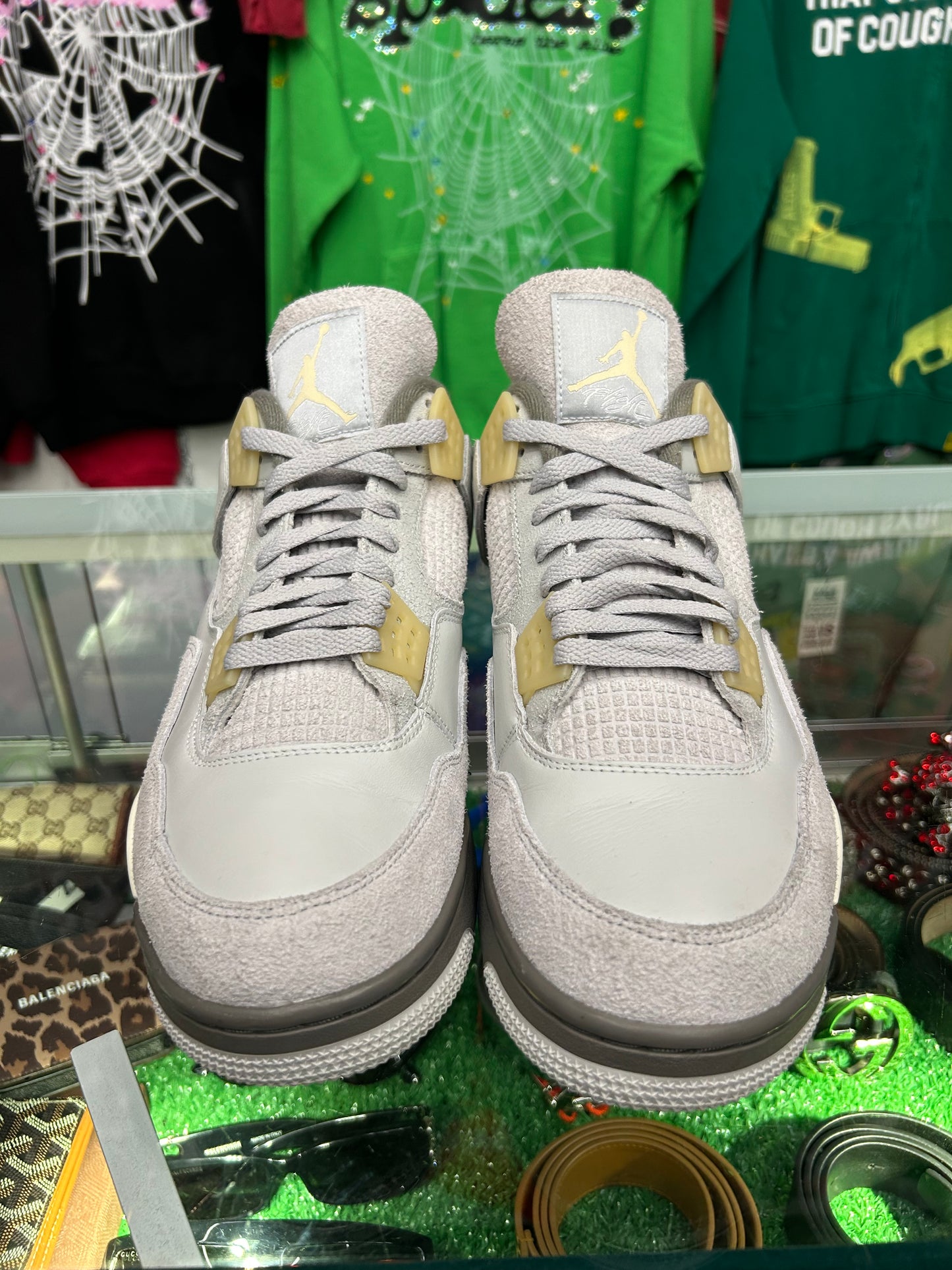 JORDAN 4 CRAFT (PRE-OWNED W/ BOX)