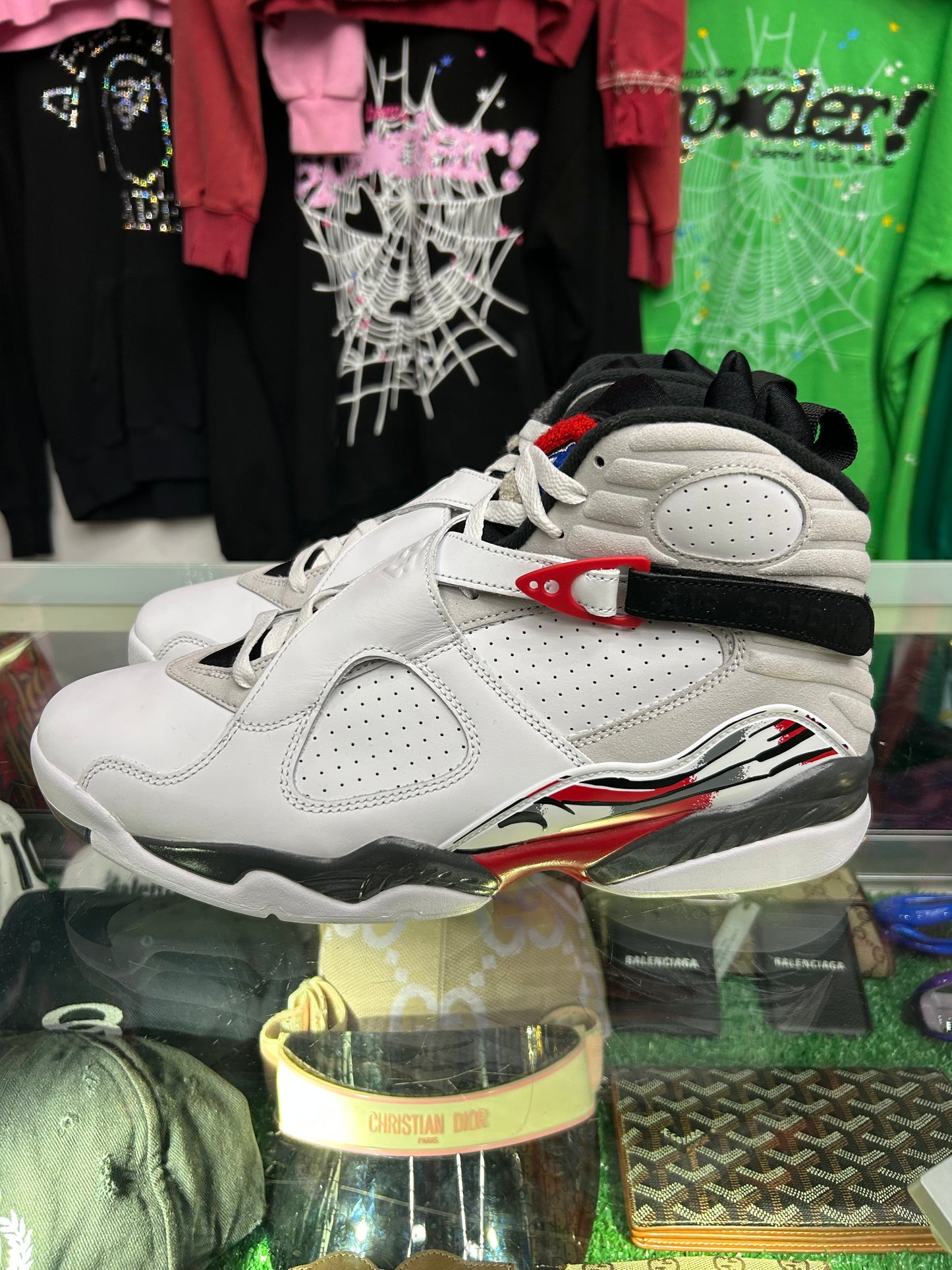JORDAN 8 BUGS BUNNY (PRE-OWNED W/ BOX)