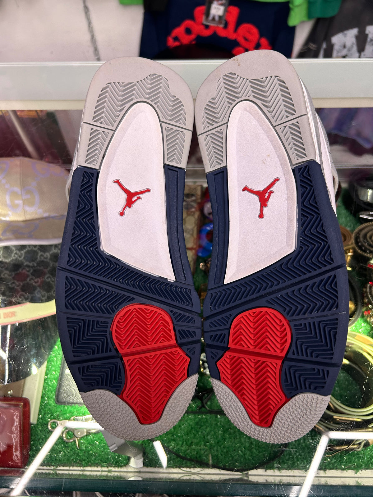 JORDAN 4 MIDNIGHT NAVY (PRE-OWNED NO BOX)