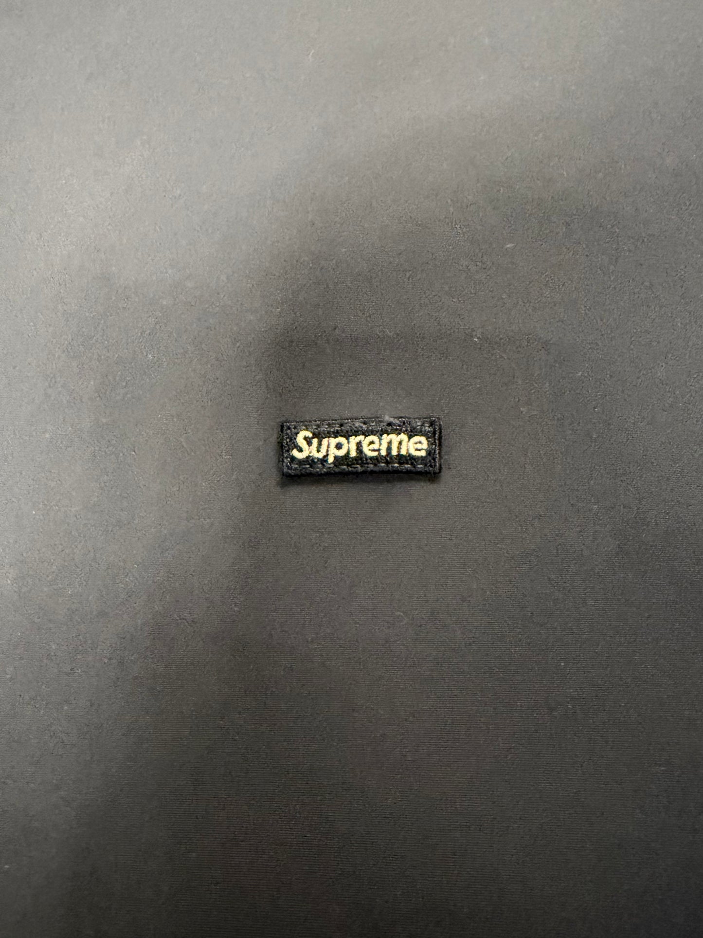 SUPREME WINDSTOPPER ZIP UP HOODIE (PRE-OWNED)