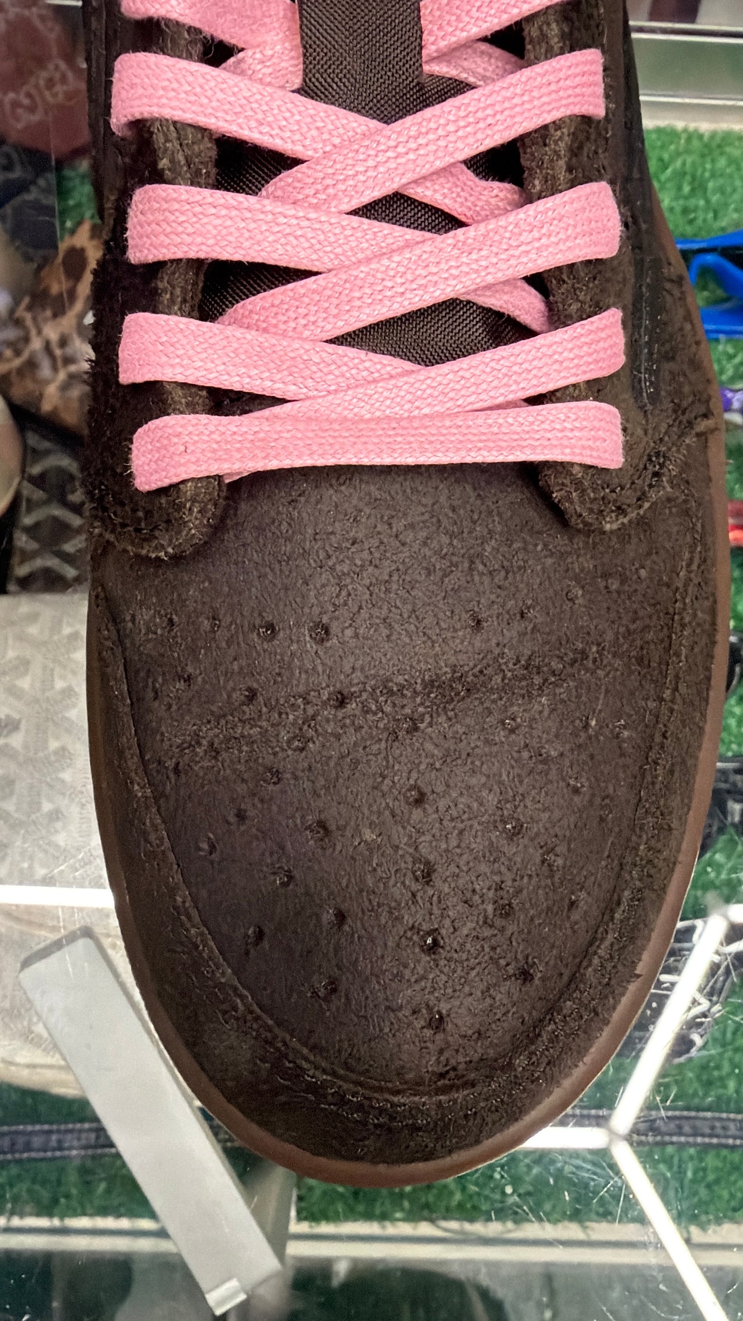 JORDAN 1 LOW TRAVIS SCOTT VELVET BROWN (PRE-OWNED W/ BOX)