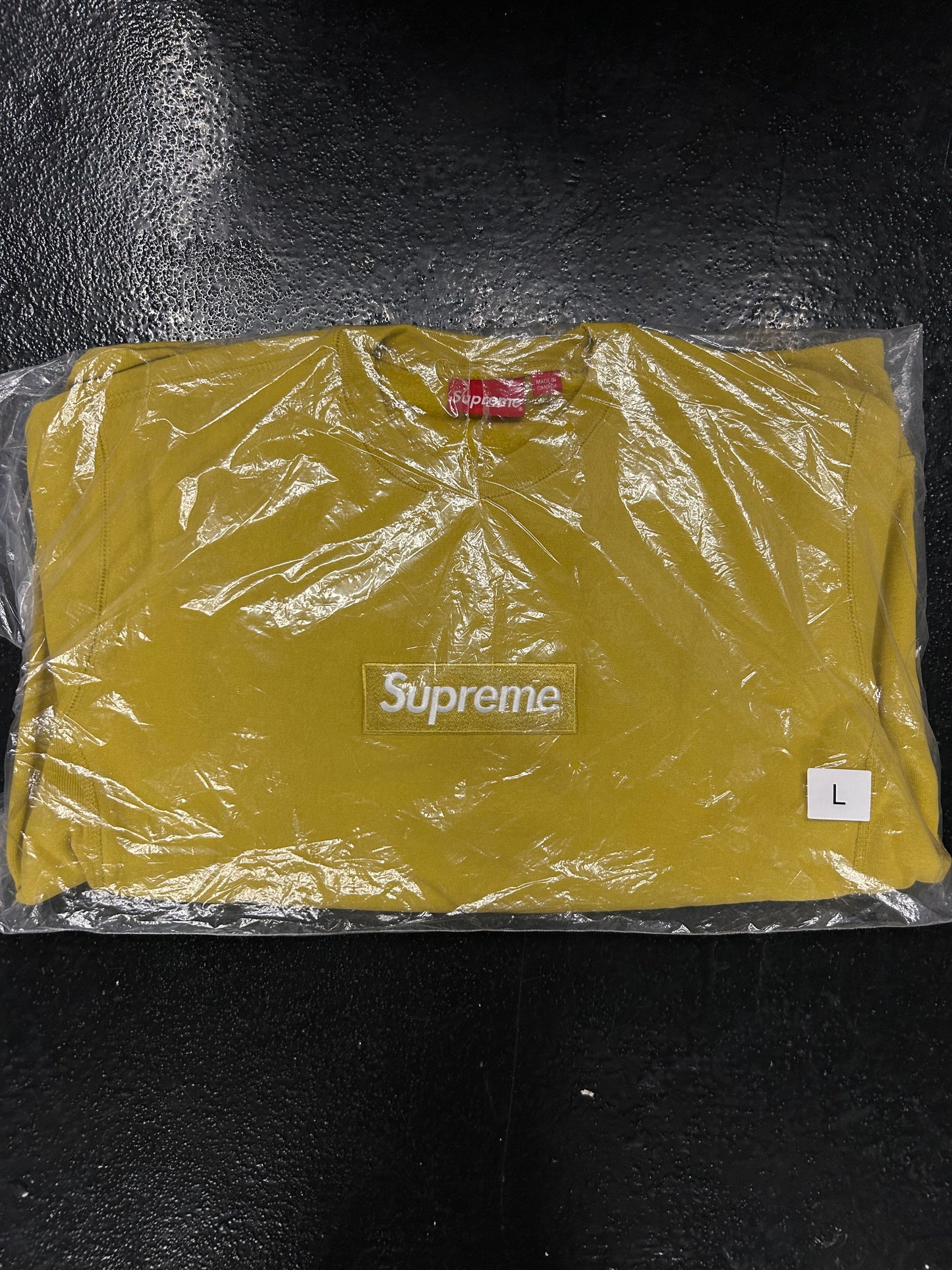 SUPREME MUSTARD CREWNECK (BRAND NEW)