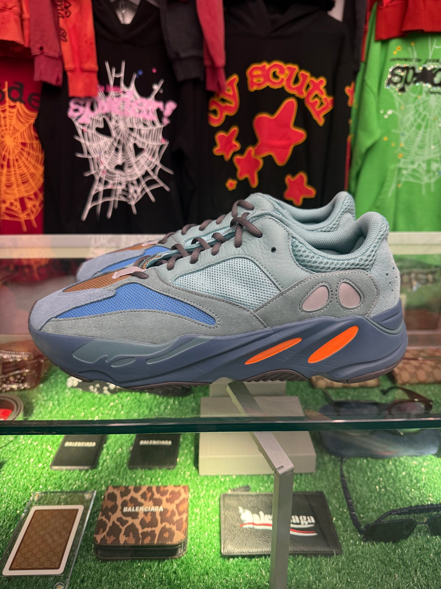 ADIDAS YEEZY BOOST 700 FADED AZUR (PRE-OWNED W/ BOX)