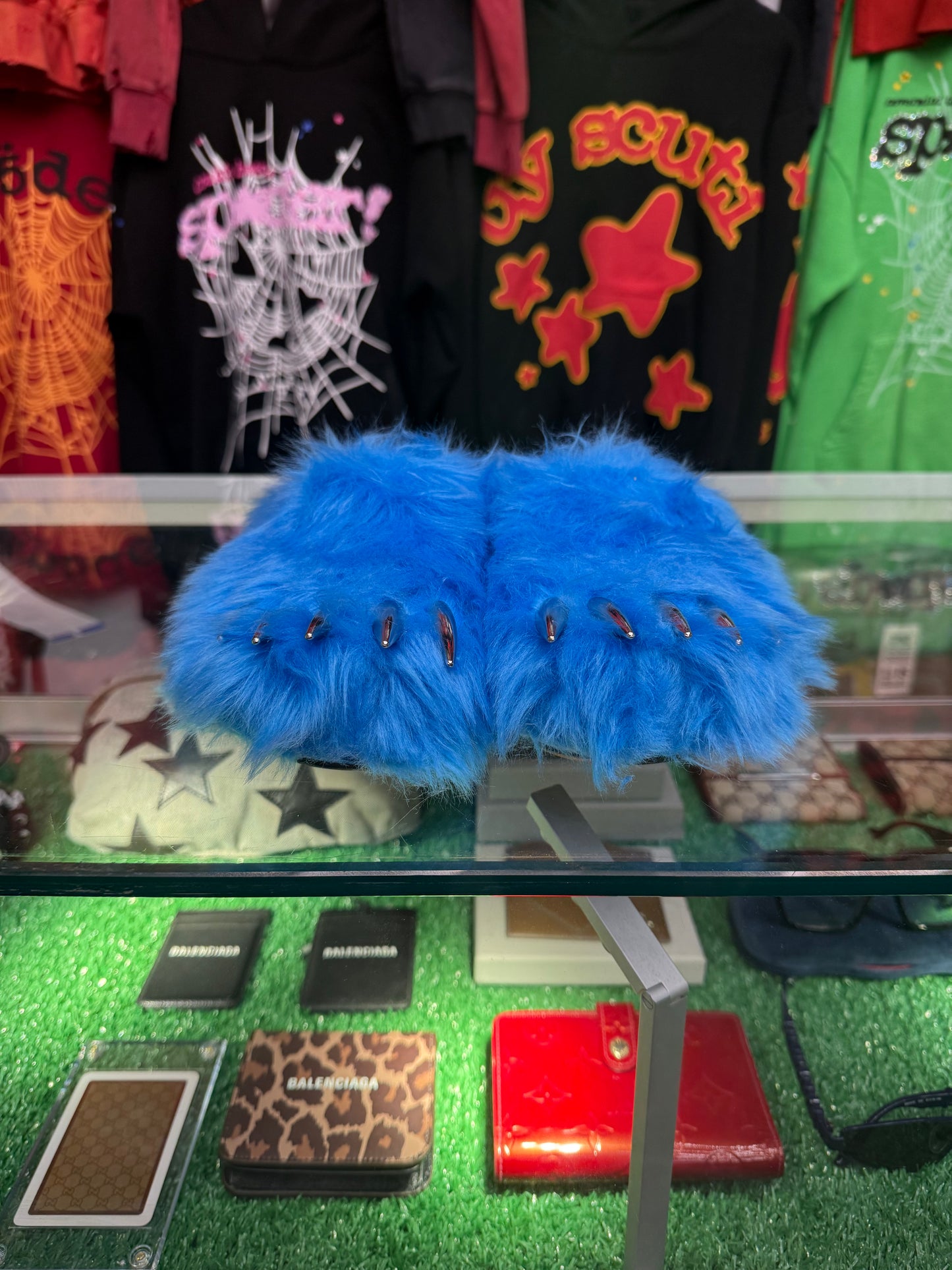 BRAVEST BEAR CLAW MULES (PRE-OWNED W/ BOX)