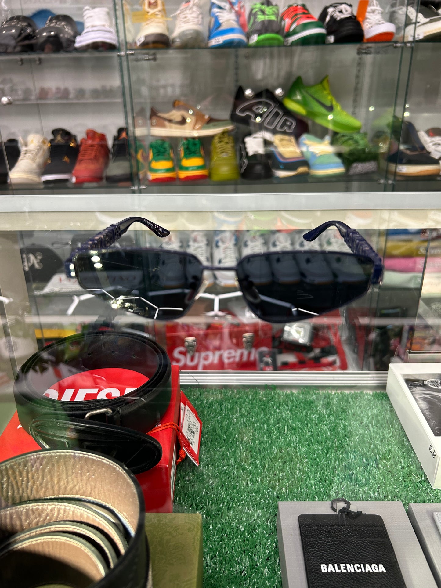 BALENCIAGA SPELLOUT SUNGLASSES (PRE-OWNED)