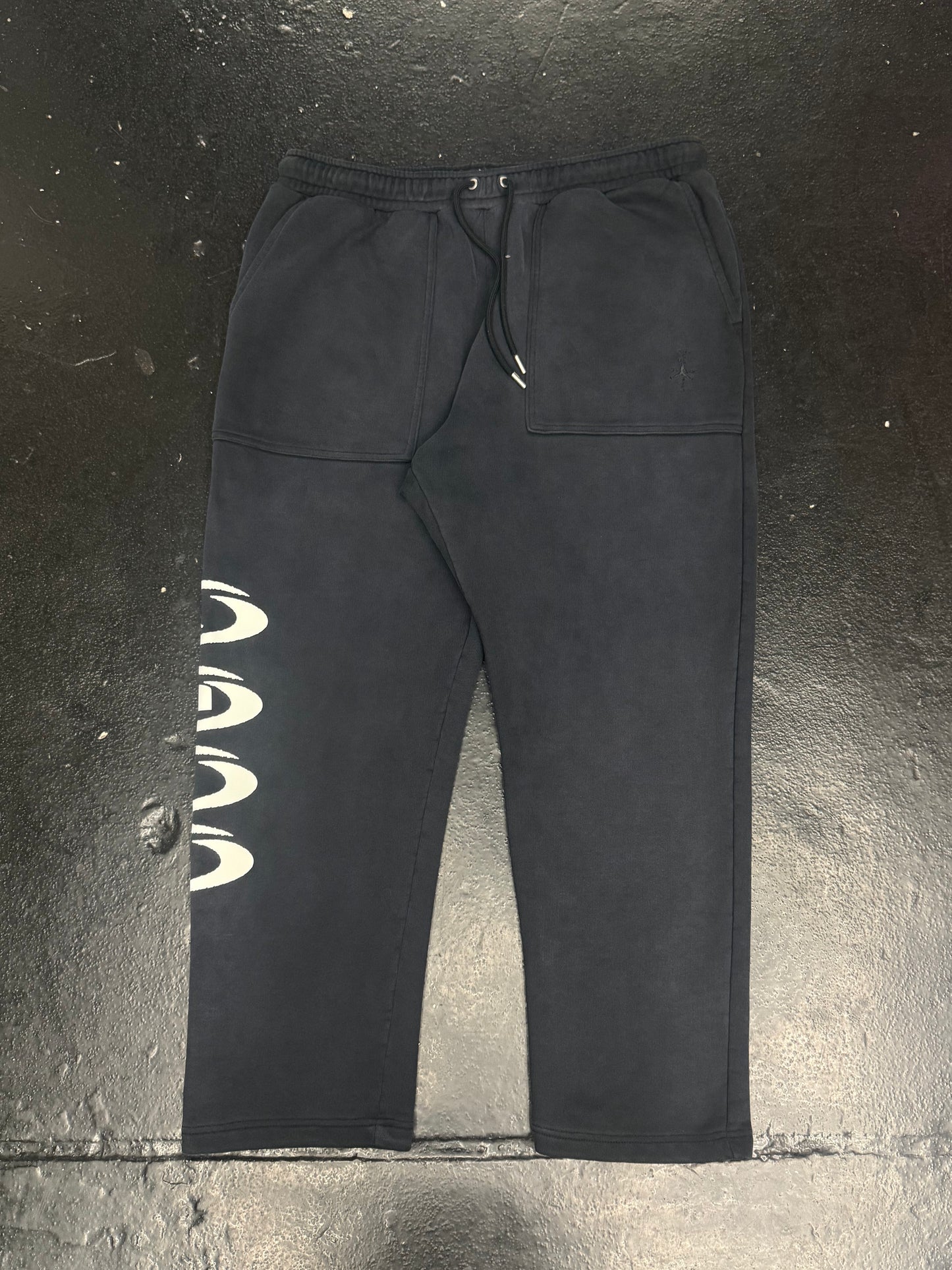 AIR JORDAN X TRAVIS SCOTT FLEECE PANTS (PRE-OWNED)