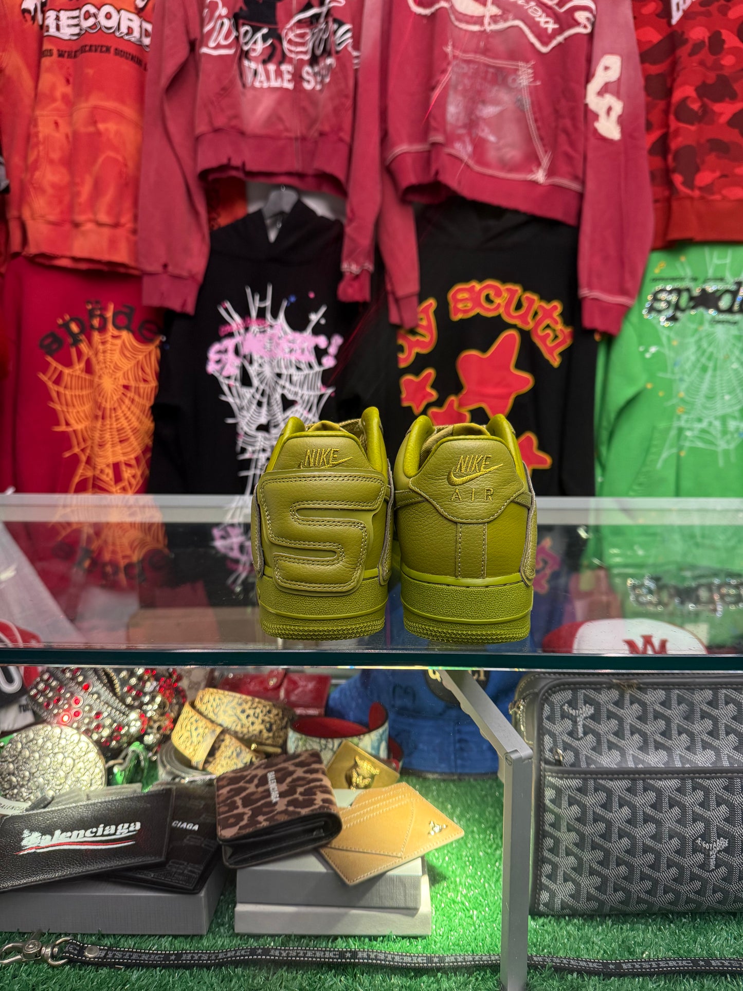 AIR FORCE 1 CPFM PREMIUM MOSS (VNDS W/ BOX)