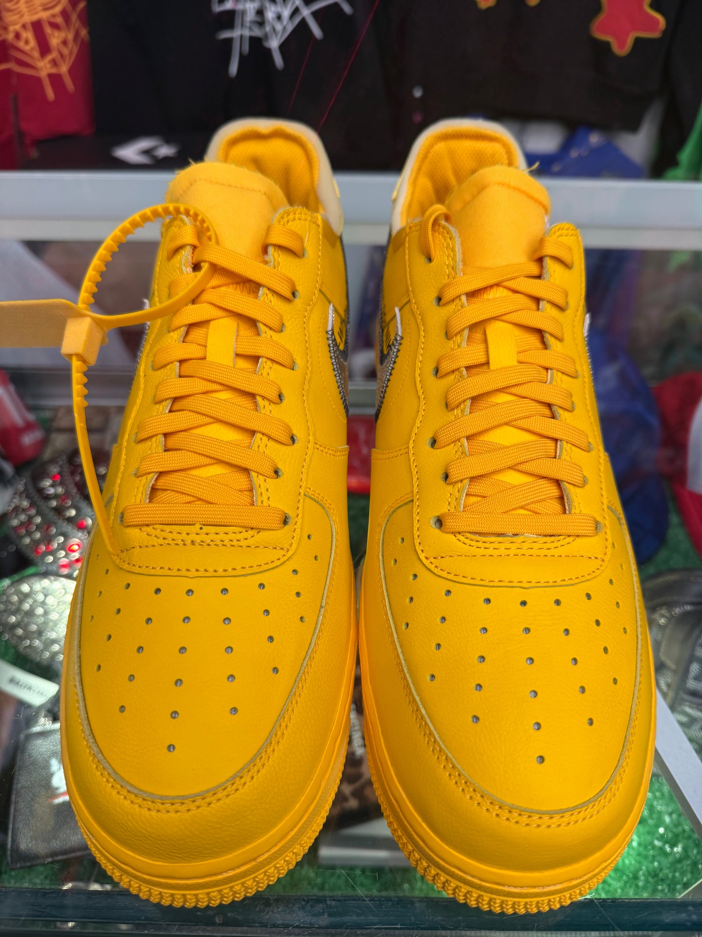 AIR FORCE 1 LOW OFFWHITE ICA UNIVERSITY GOLD (BRAND NEW)