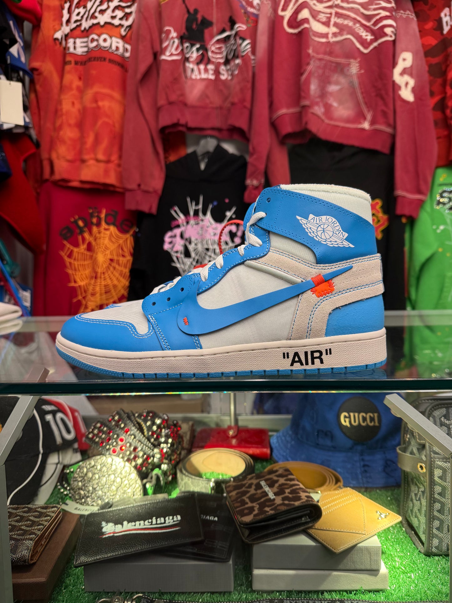 JORDAN 1 OFF-WHITE UNC