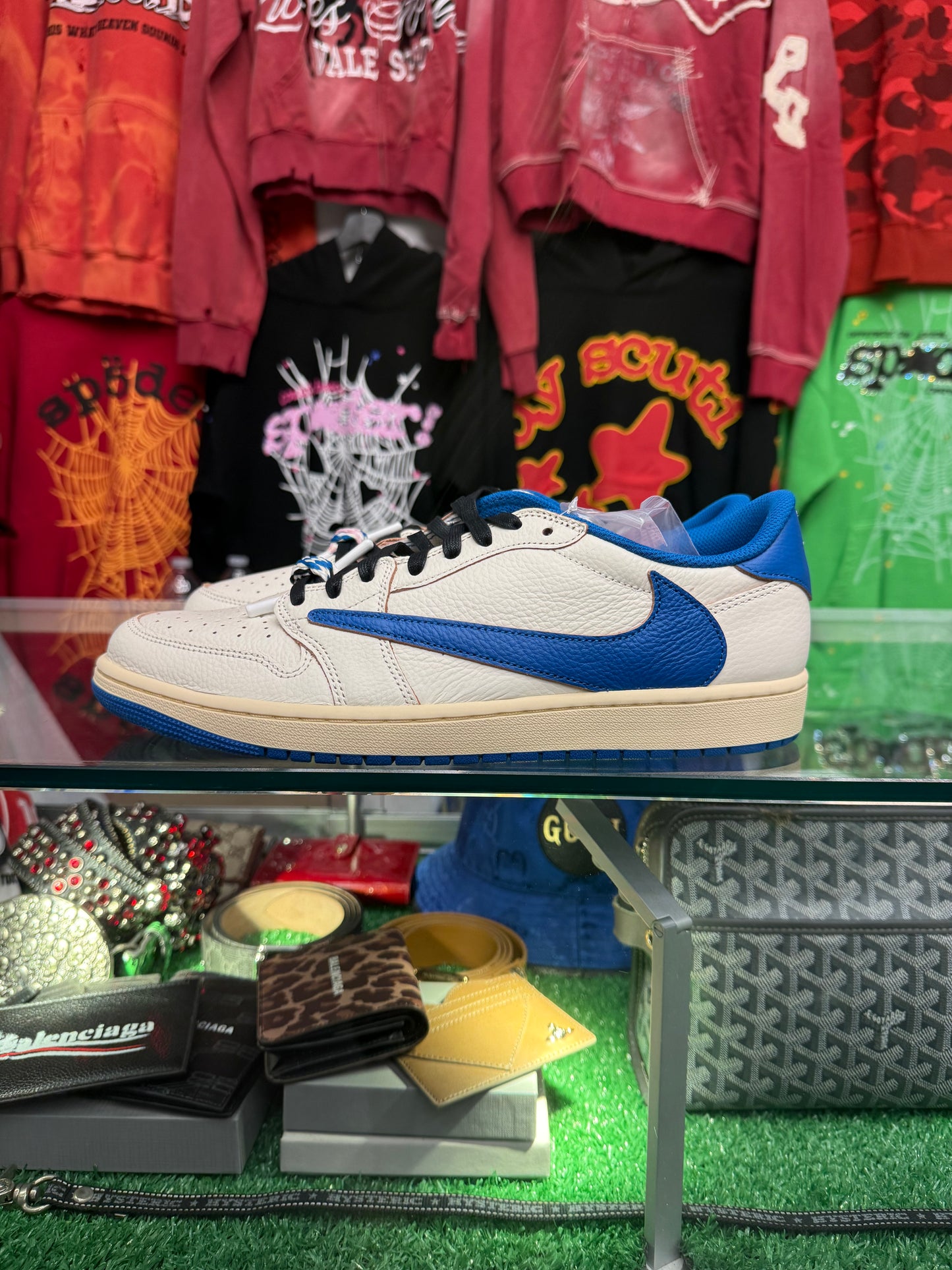 JORDAN 1 LOW TRAVIS SCOTT FRAGMENT DESIGN SAIL MILITARY BLUE