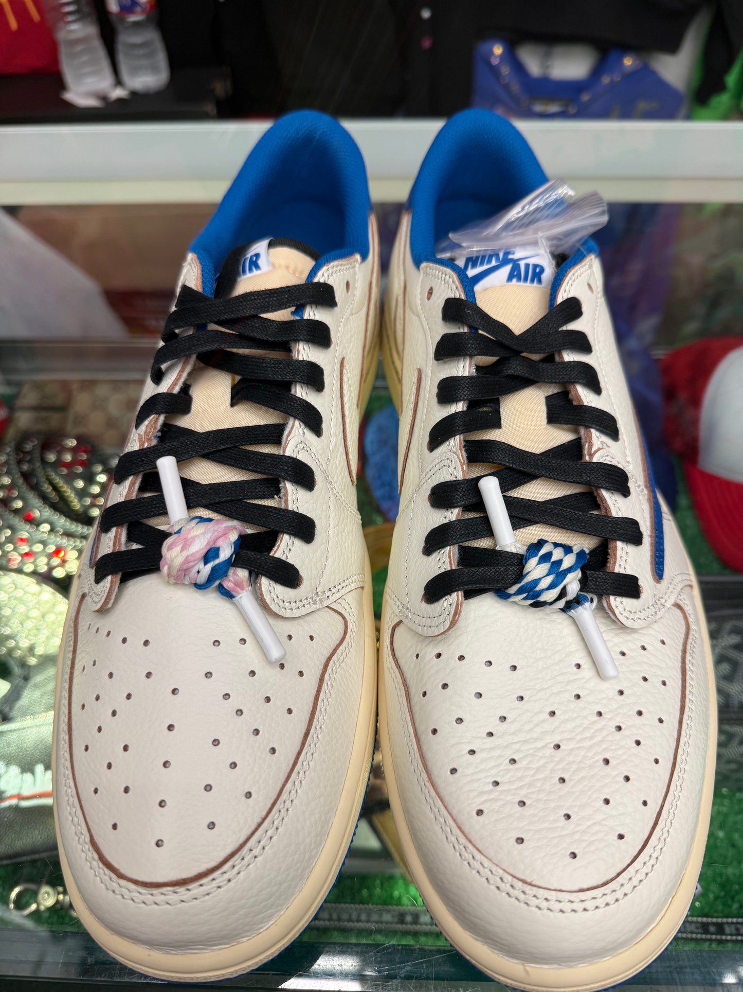 JORDAN 1 LOW TRAVIS SCOTT FRAGMENT DESIGN SAIL MILITARY BLUE