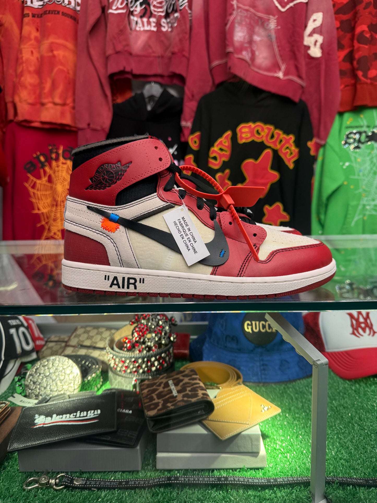 JORDAN 1 HIGH OFFWHITE CHICAGO (BRAND NEW)