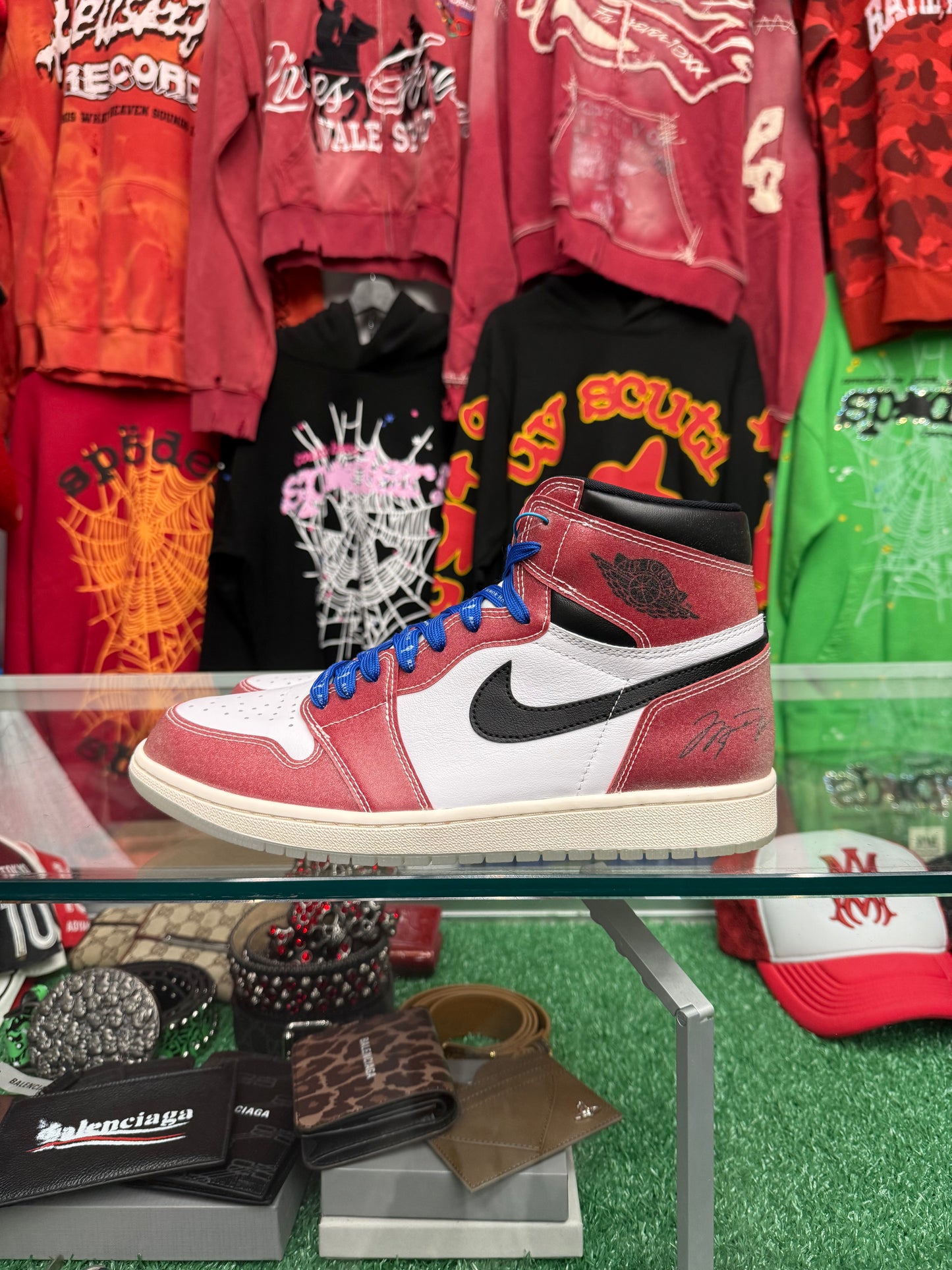 JORDAN 1 HIGH TROPHY ROOM (BRAND NEW)