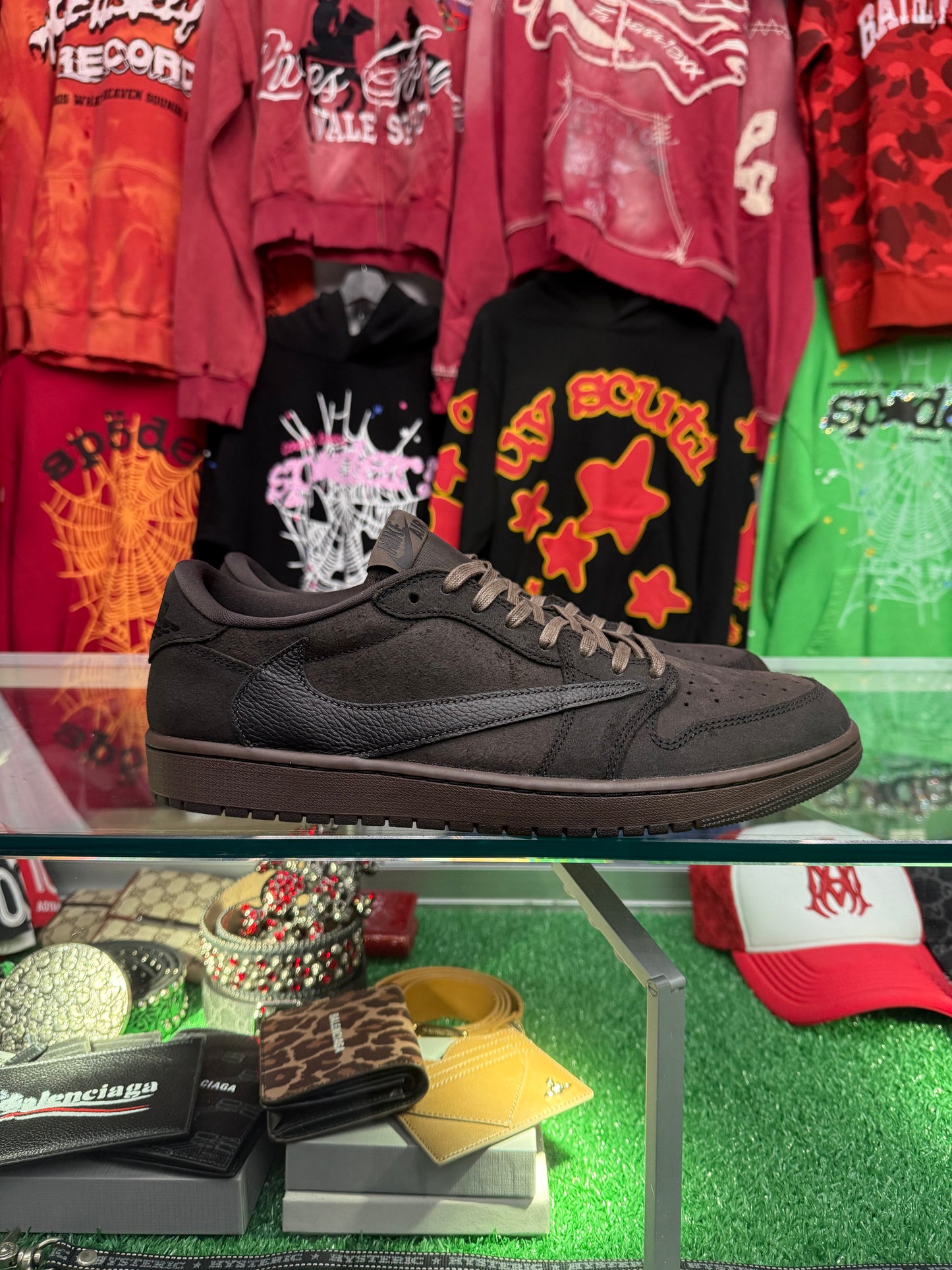 JORDAN 1 LOW TRAVIS SCOTT VELVET BROWN (BRAND NEW)