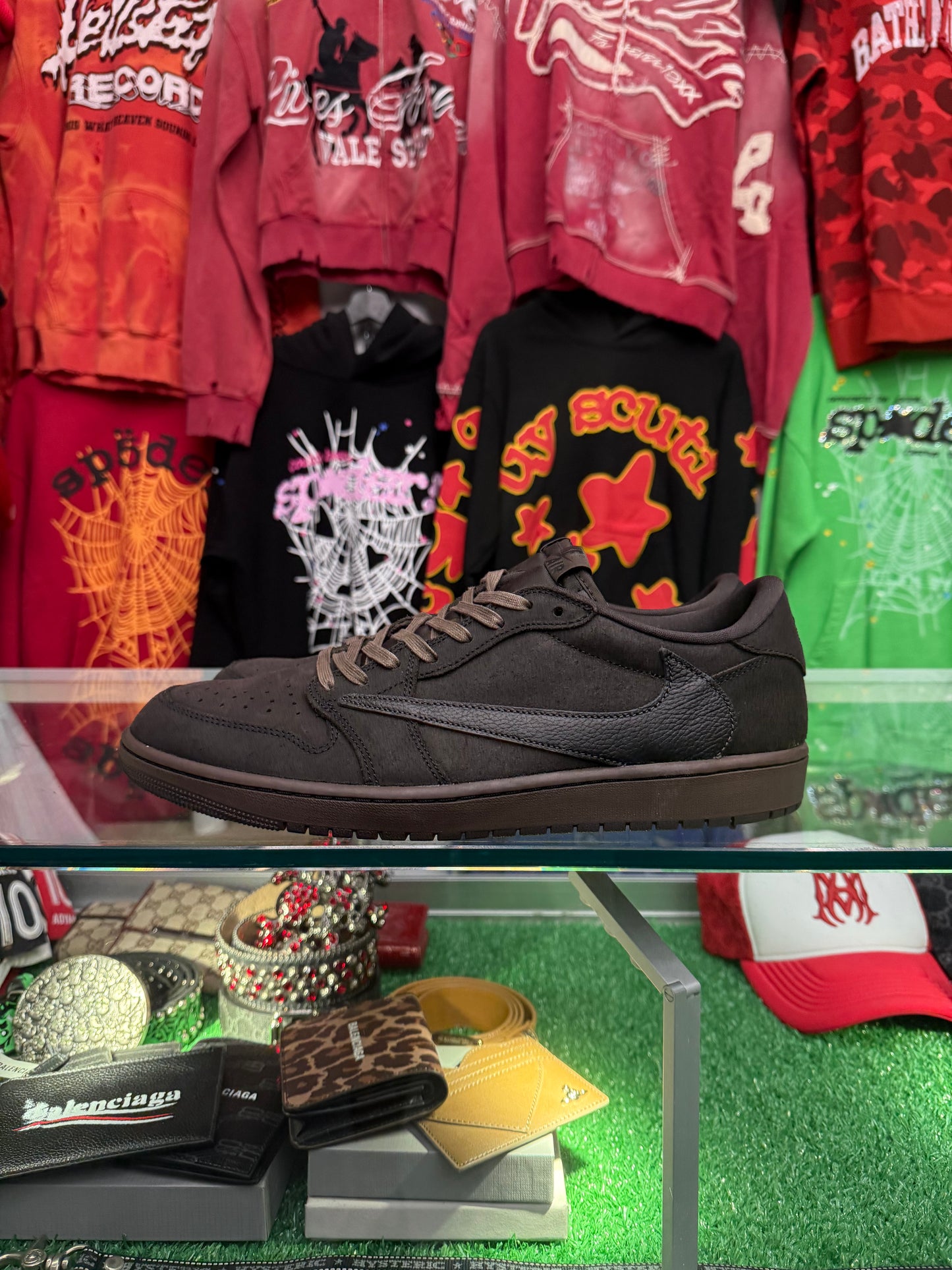 JORDAN 1 LOW TRAVIS SCOTT VELVET BROWN (BRAND NEW)