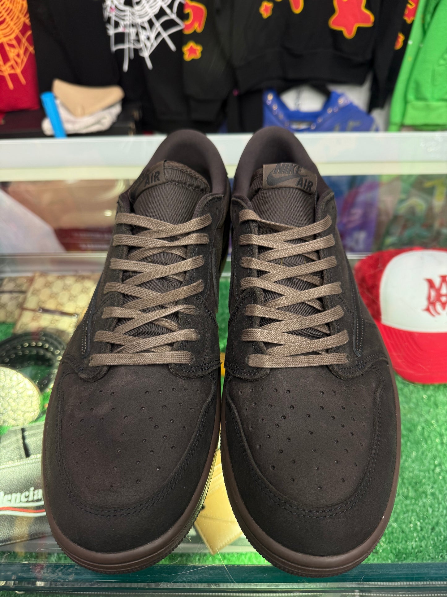 JORDAN 1 LOW TRAVIS SCOTT VELVET BROWN (BRAND NEW)