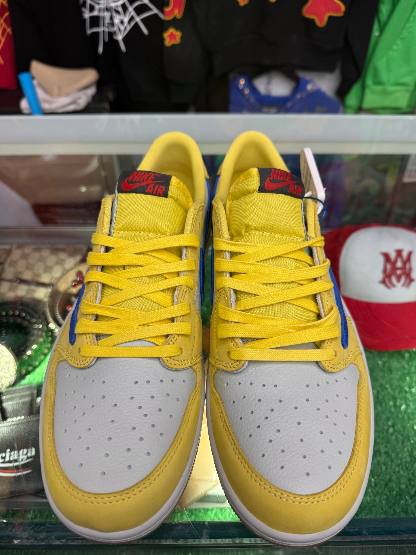 JORDAN 1 LOW CANARY (BRAND NEW)