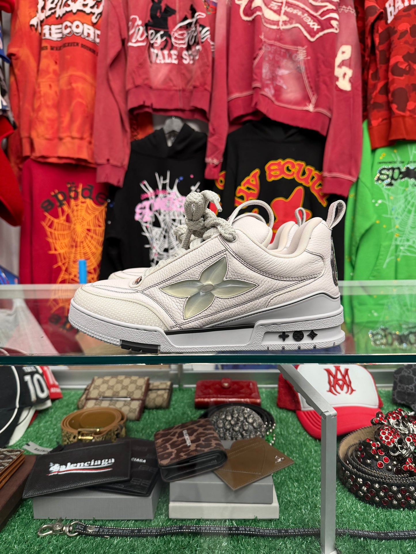 LOUIS VUITTON LV SKATE SNEAKER WHITE (BRAND NEW NO BOX)