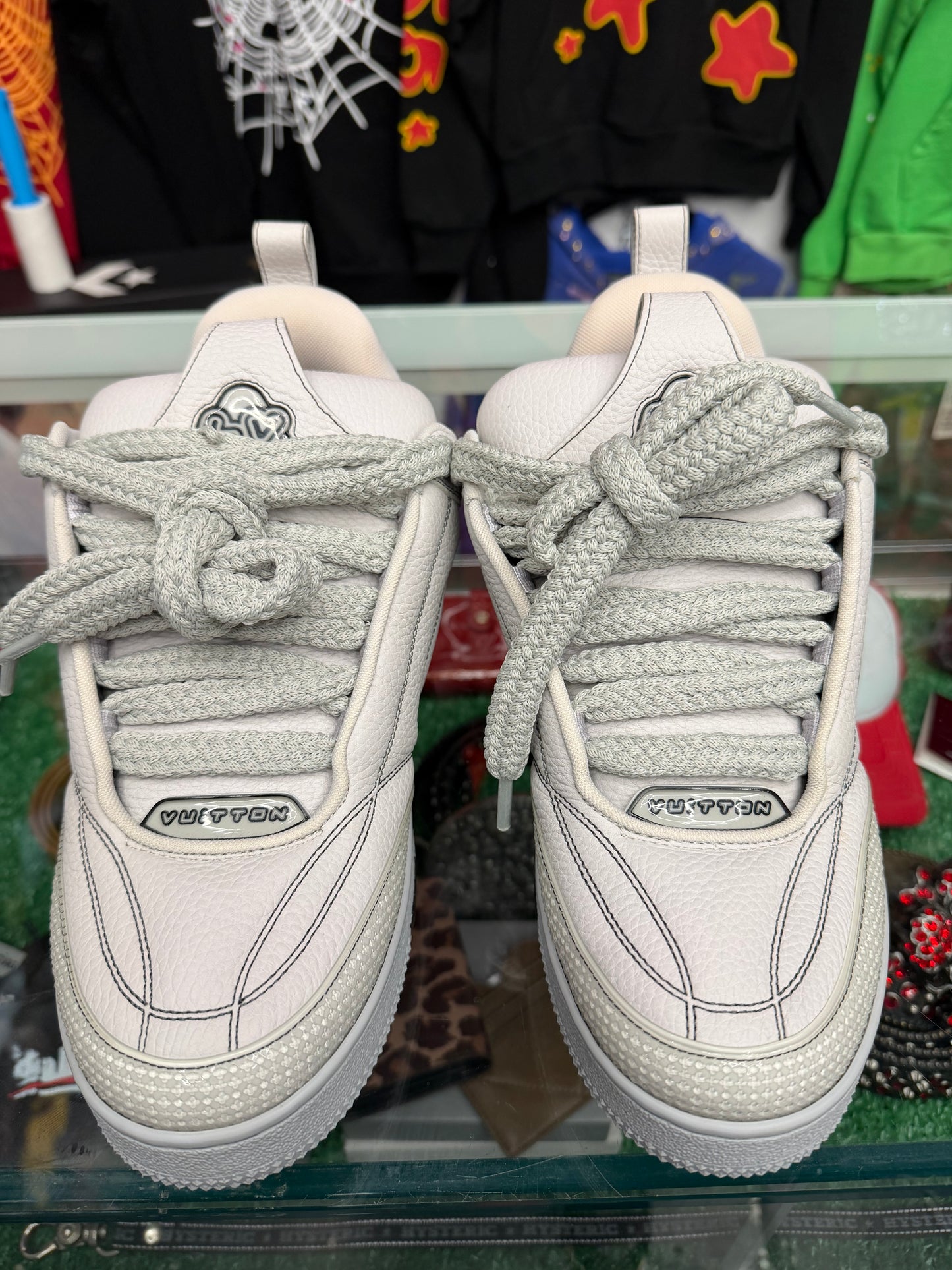 LOUIS VUITTON LV SKATE SNEAKER WHITE (BRAND NEW NO BOX)