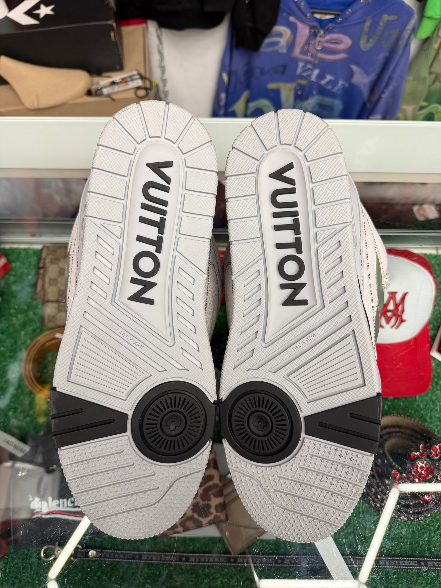 LOUIS VUITTON LV SKATE SNEAKER WHITE (BRAND NEW NO BOX)