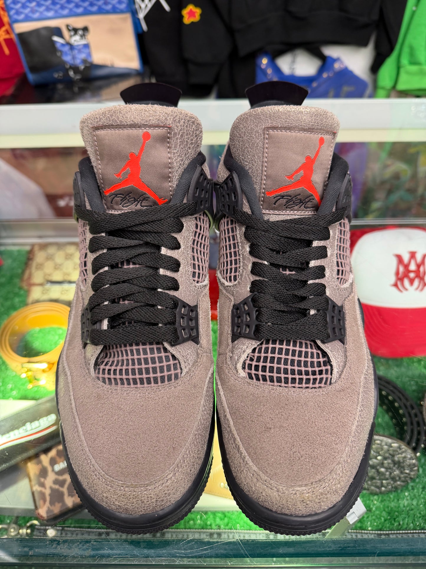 JORDAN 4 TAUPE HAZE (PRE-OWNED W/ BOX)