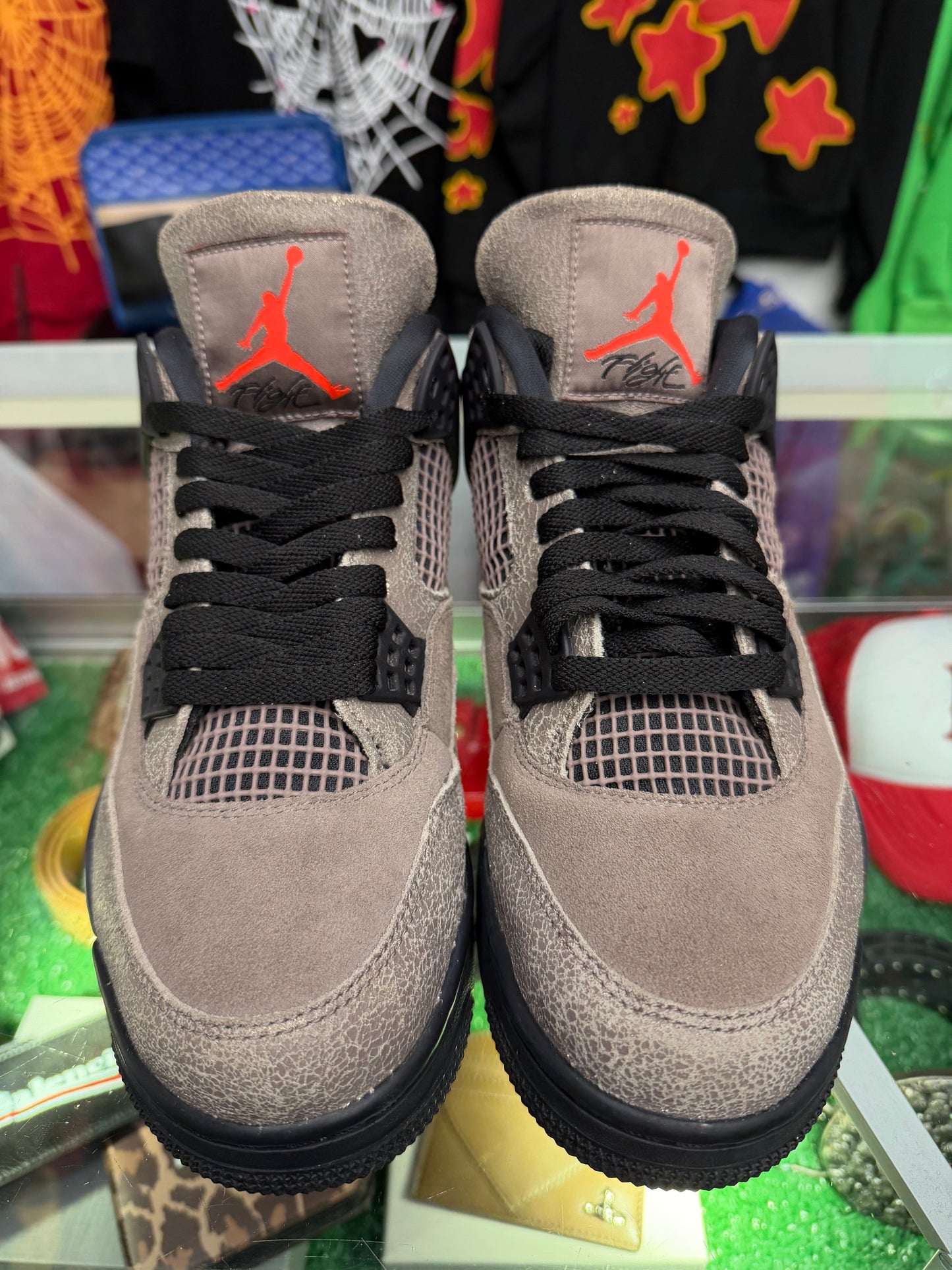 JORDAN 4 TAUPE HAZE (PRE-OWNED W/ BOX)