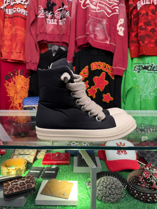 RICK OWENS DRKSHDW JUMBO LACE RAMONES (PRE-OWNED W/ BOX)