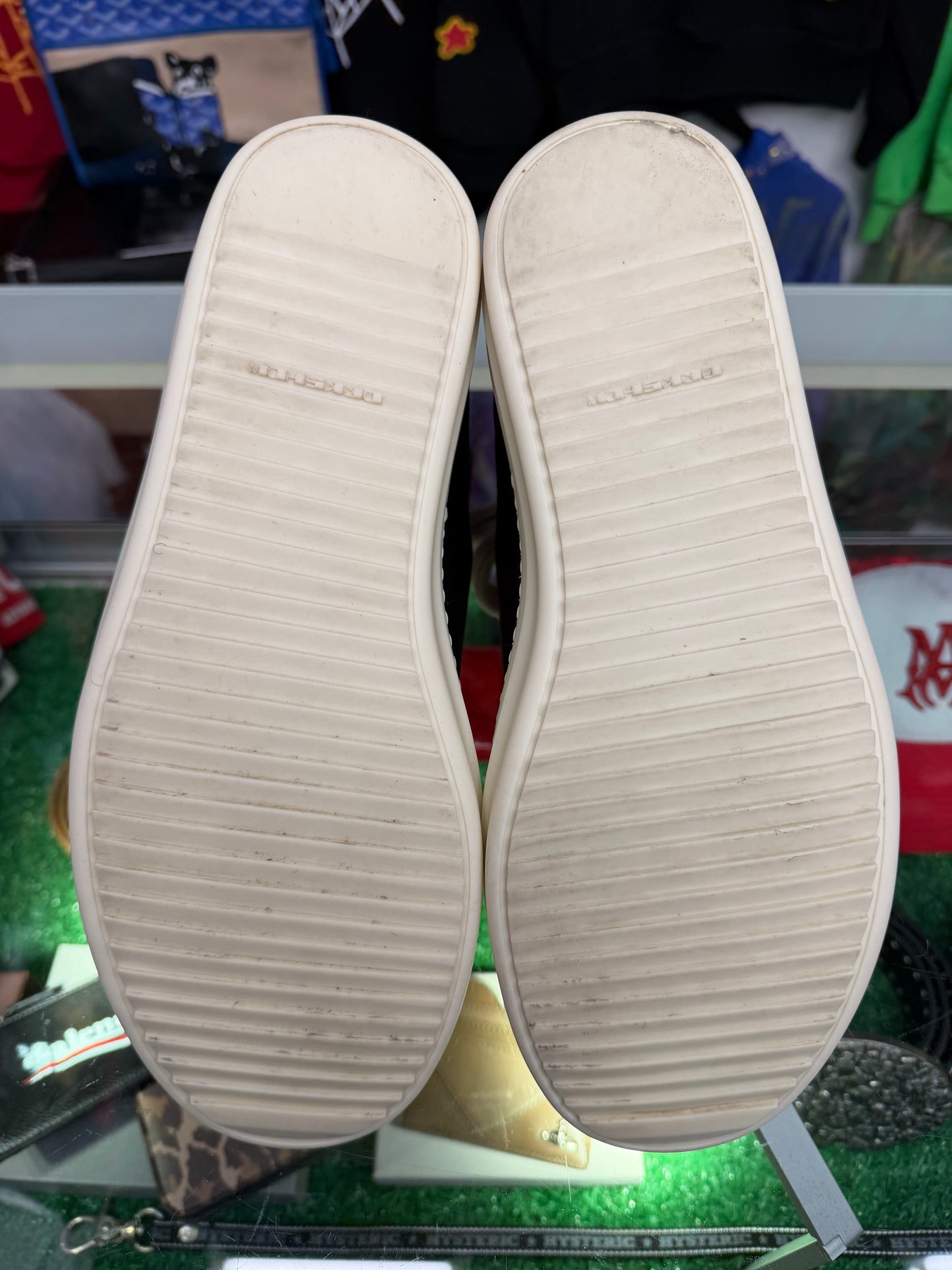 RICK OWENS DRKSHDW JUMBO LACE RAMONES (PRE-OWNED W/ BOX)