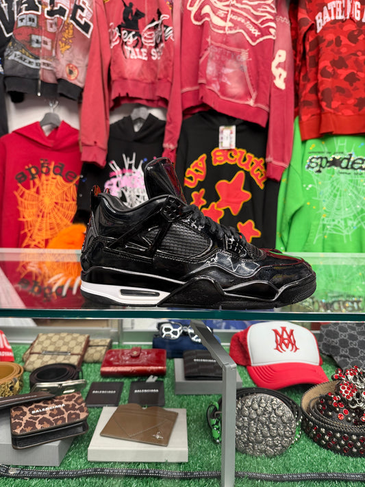 JORDAN 4 11LAB4 BLACK (PRE-OWNED W/ BOX)
