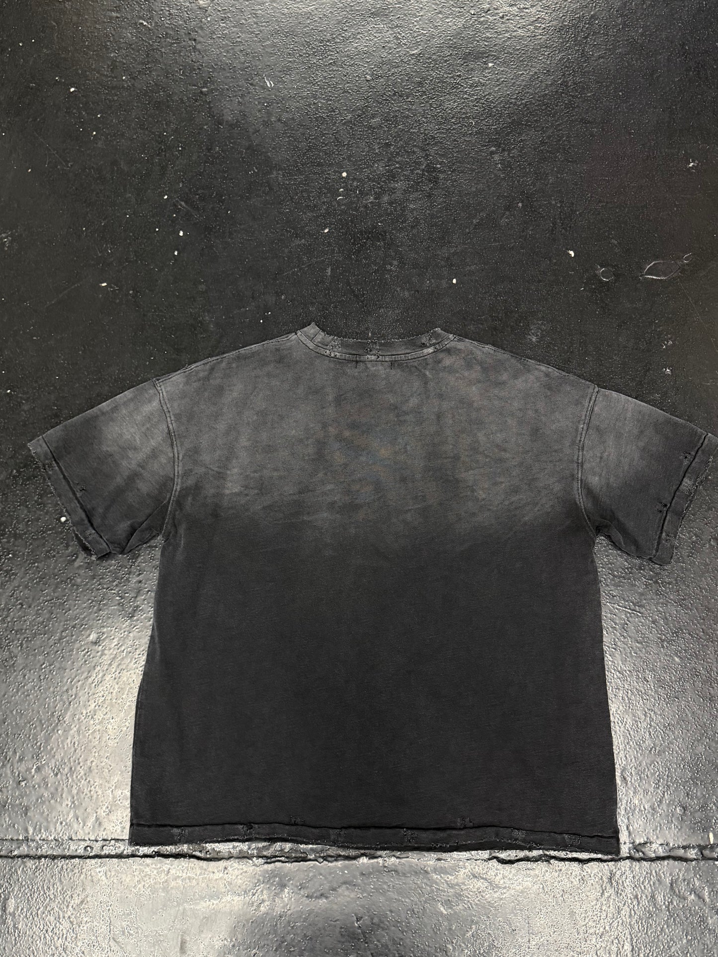 VALE FOREVER PURE BUCKET          T-SHIRT (PRE-OWNED)