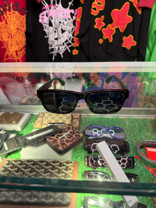 GUCCI SQUARE FRAME SUNGLASSES (PRE-OWNED W/ REPLACEMENT CASE)