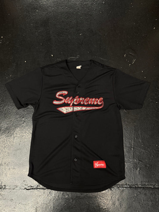 SUPREME SNALE SCRIPT LOGO BASEBALL JERSEY (PRE-OWNED)