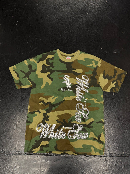 SUPREME MLB TEAMS SOX T-SHIRT (PRE-OWNED)