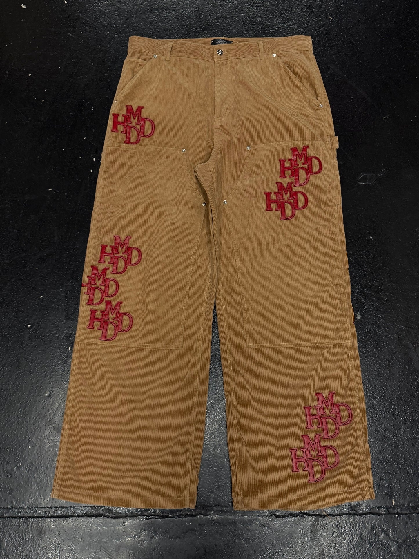 HAPPY MEMORIES DON’T DIE HMDD PATCH CORDUROY PANTS (PRE-OWNED)