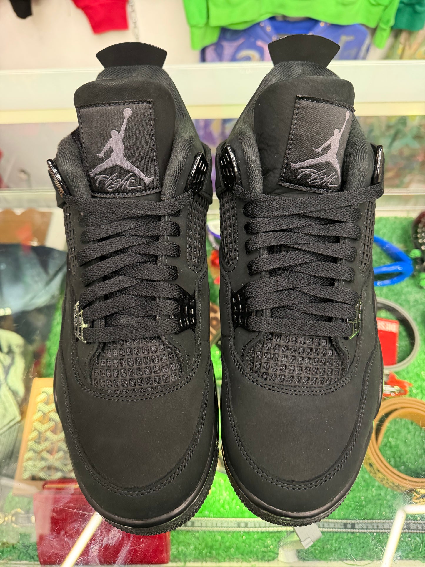 JORDAN 4 BLACK CAT (PRE-OWNED W/ BOX)