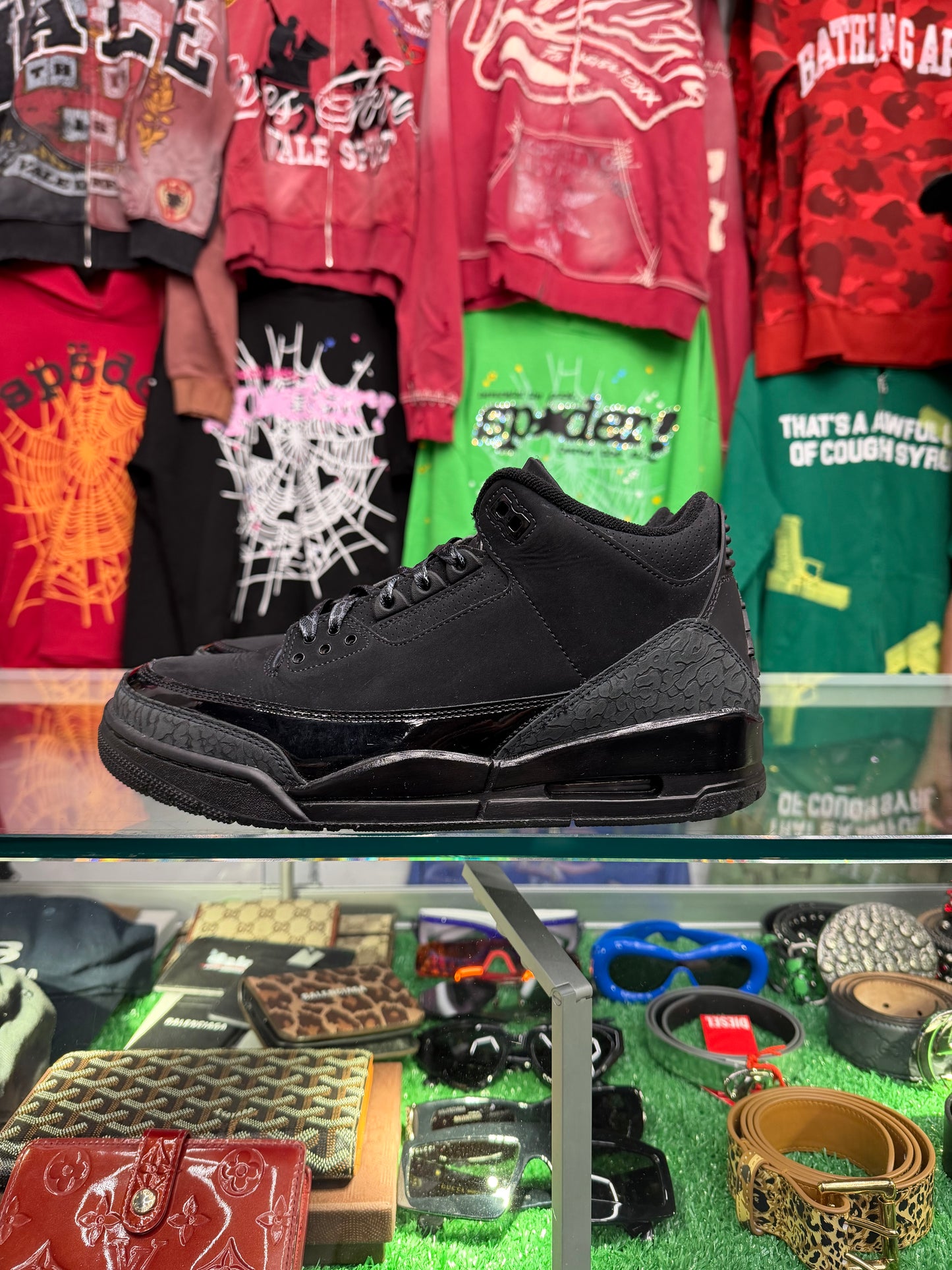 JORDAN 3 BLACK CAT (PRE-OWNED W/ BOX)