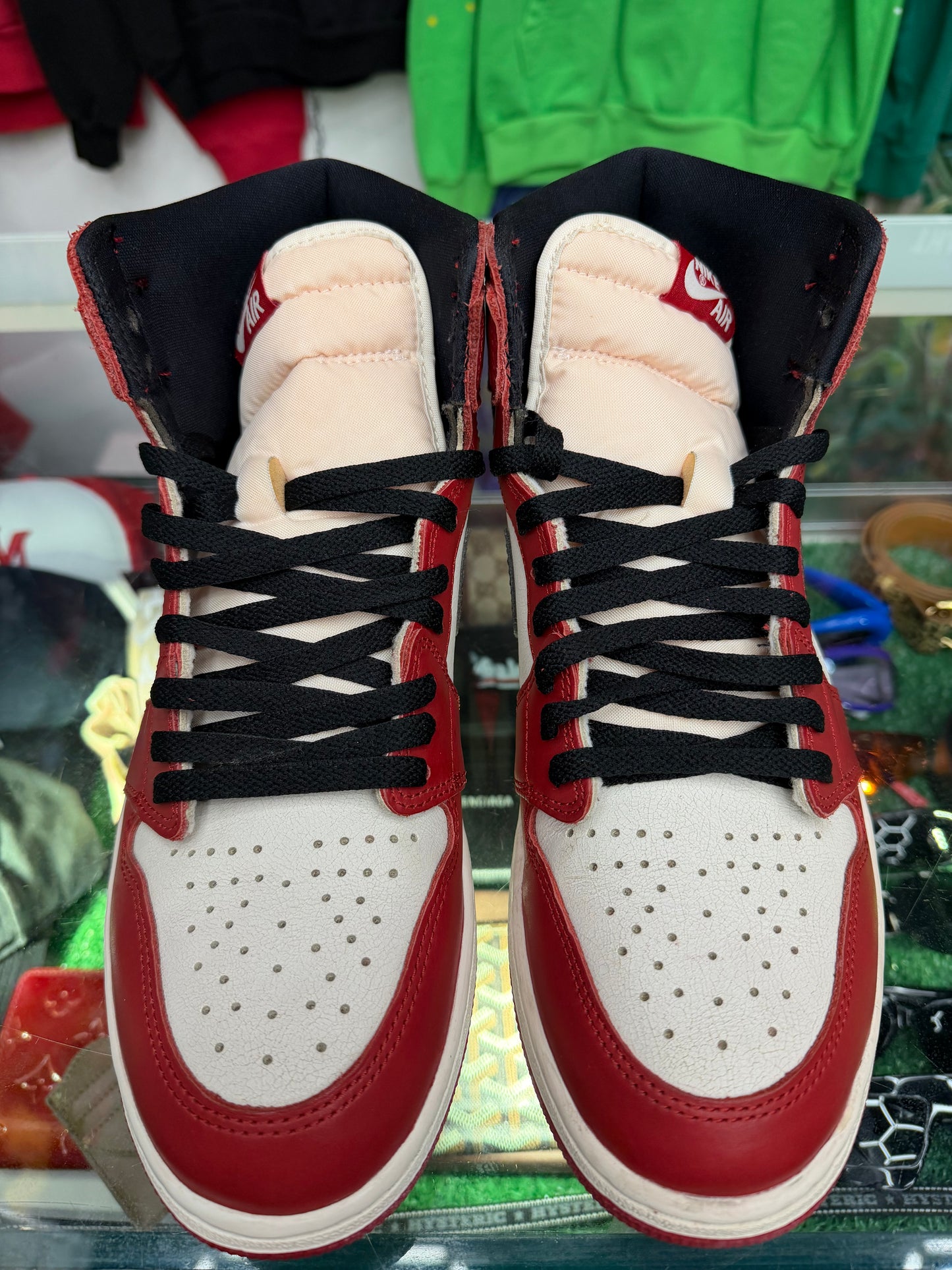 JORDAN 1 LOST AND FOUND (PRE-OWNED W/ BOX)