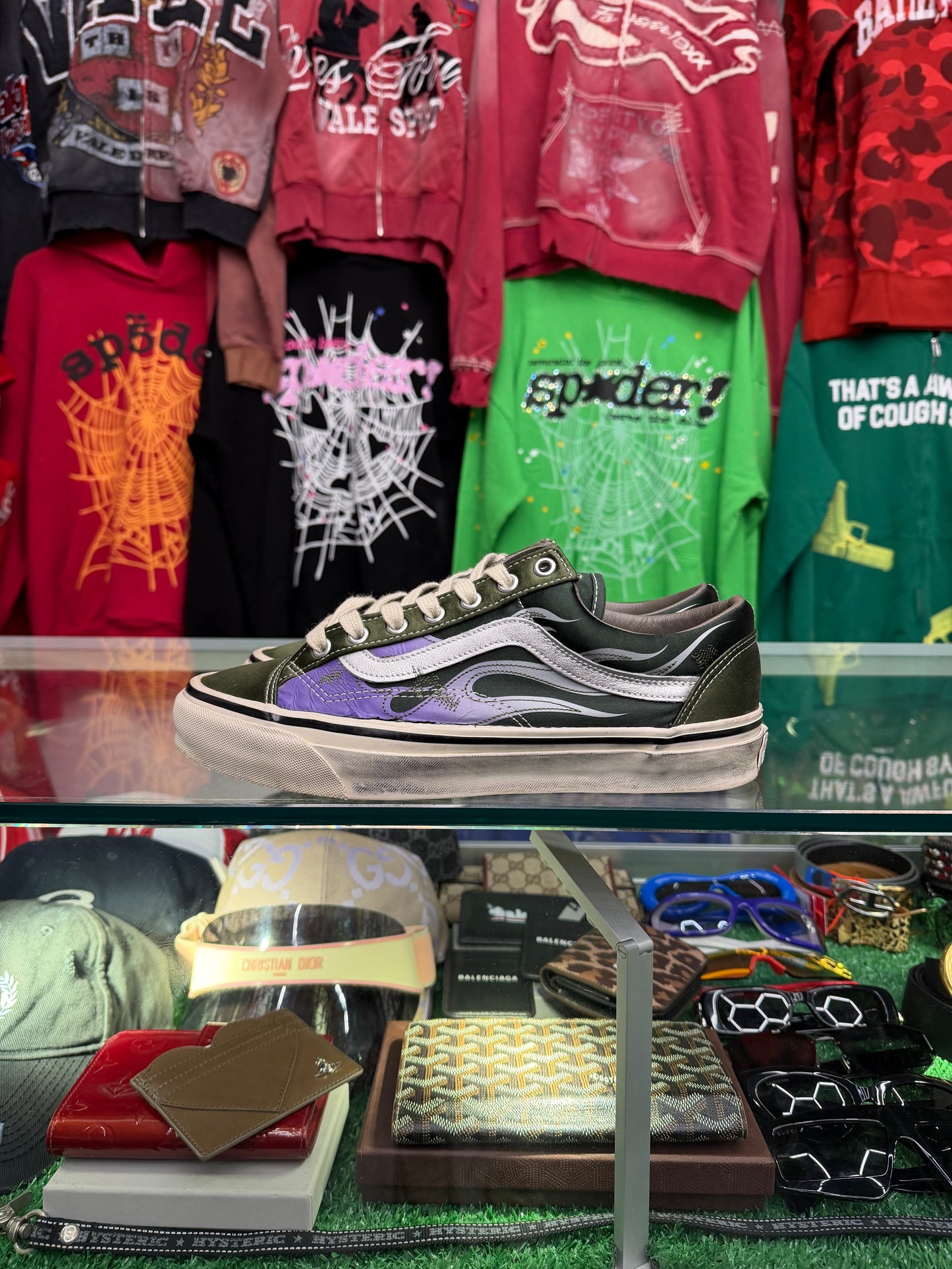 VANS OLD SKOOL LX ‘ARCHIVE FLAME SNEAKER (PRE-OWNED W/ BOX)