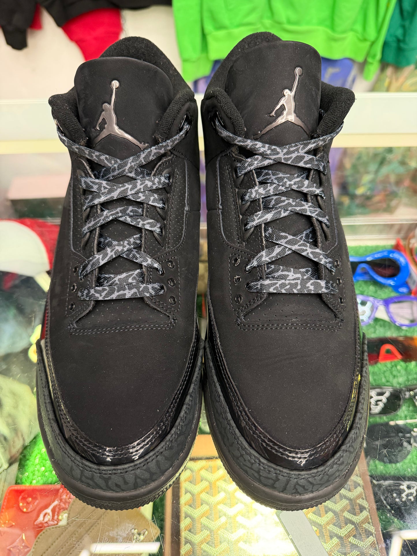 JORDAN 3 BLACK CAT (PRE-OWNED W/ BOX)